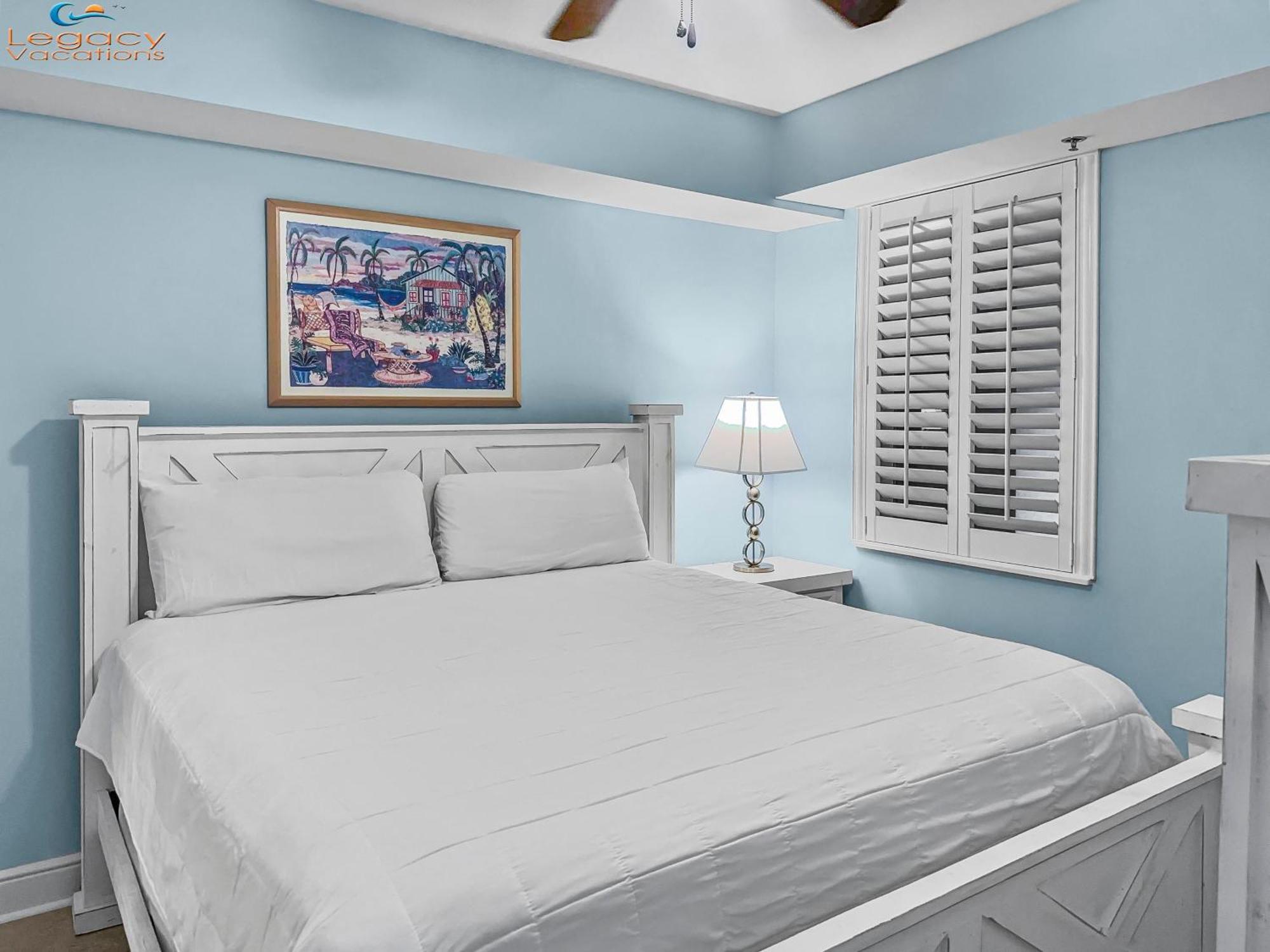 Apartment Az 115 - Beautiful Poolside 4 Bd Beachfront *