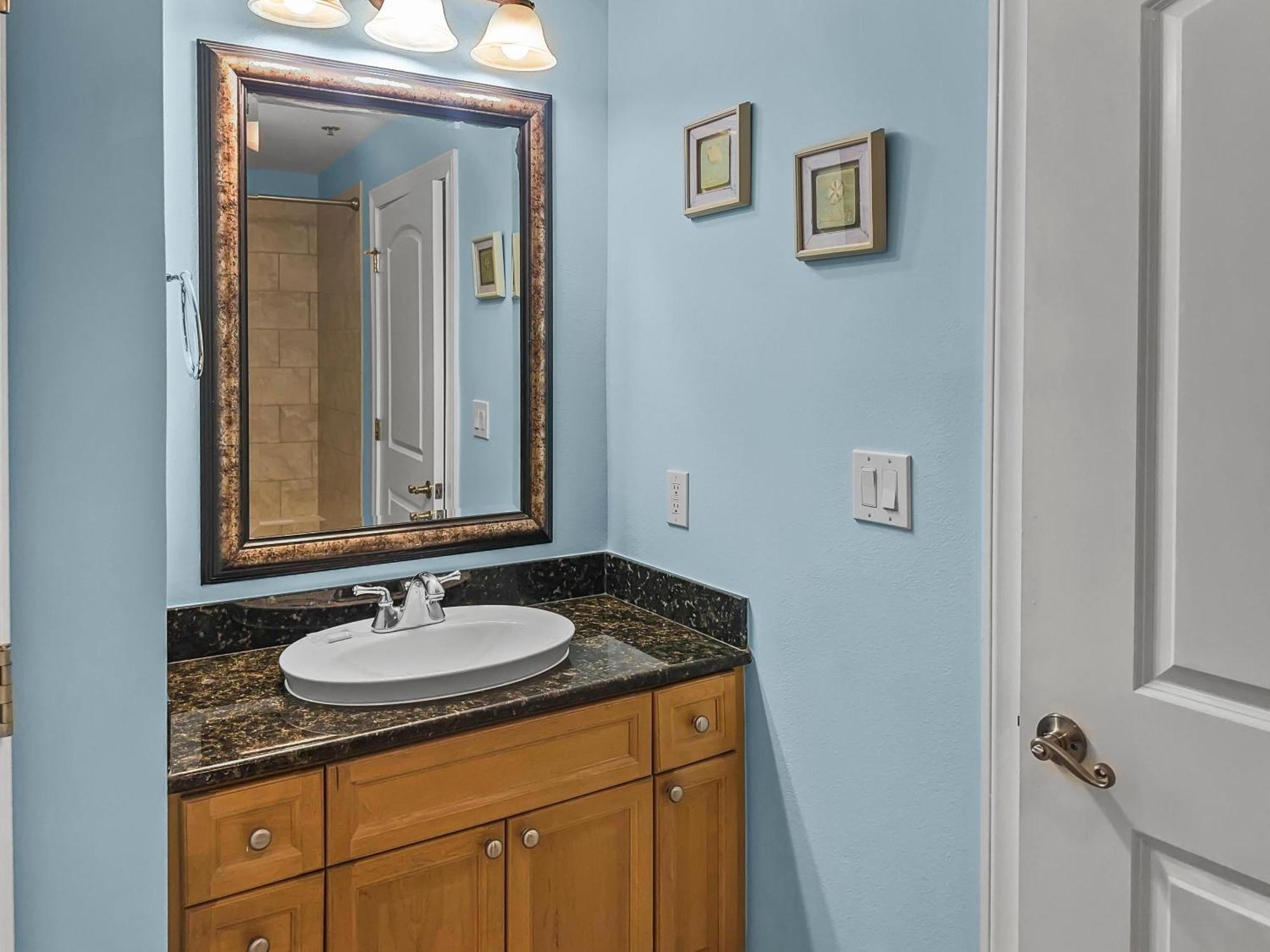 Az 115 - Beautiful Poolside 4 Bd Beachfront * Fort Walton Beach
