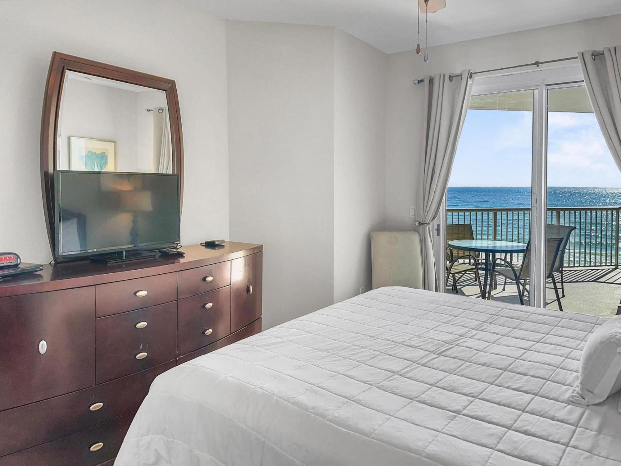 Smp 501 - 3bd Bchfront - 2 Sets Of Service! Apartment *