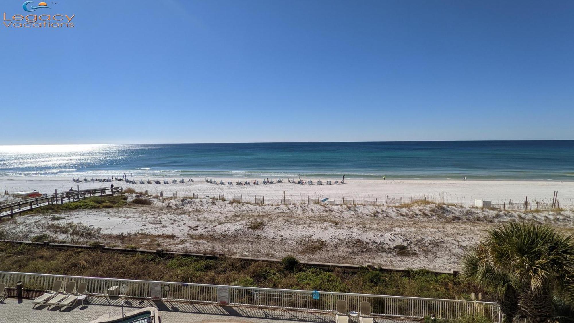 Azure #414-beachfront Premium Amenities-sleeps 10! * Fort Walton Beach