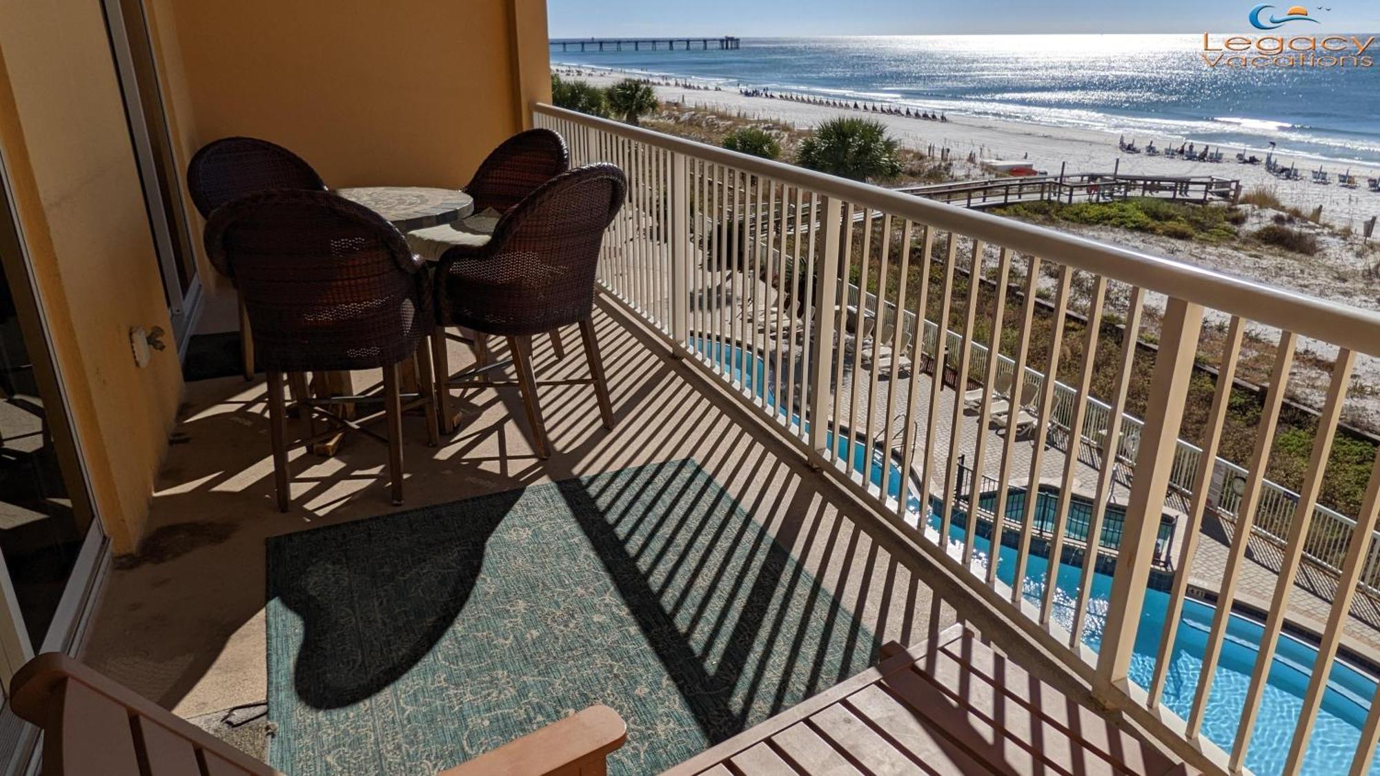 Apartment Azure #414-beachfront Premium Amenities-sleeps 10!