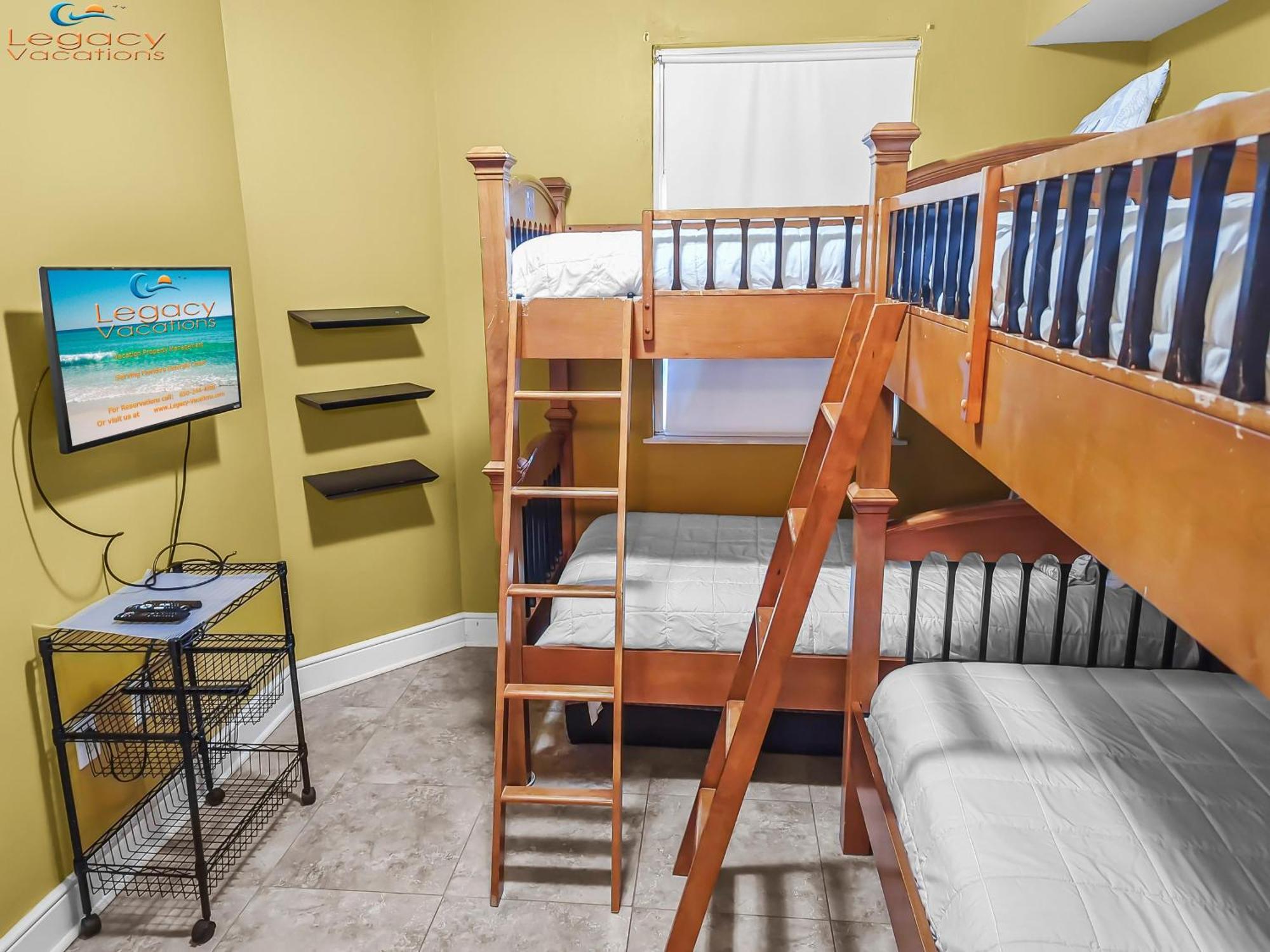 Azure #414-beachfront Premium Amenities-sleeps 10! Apartment