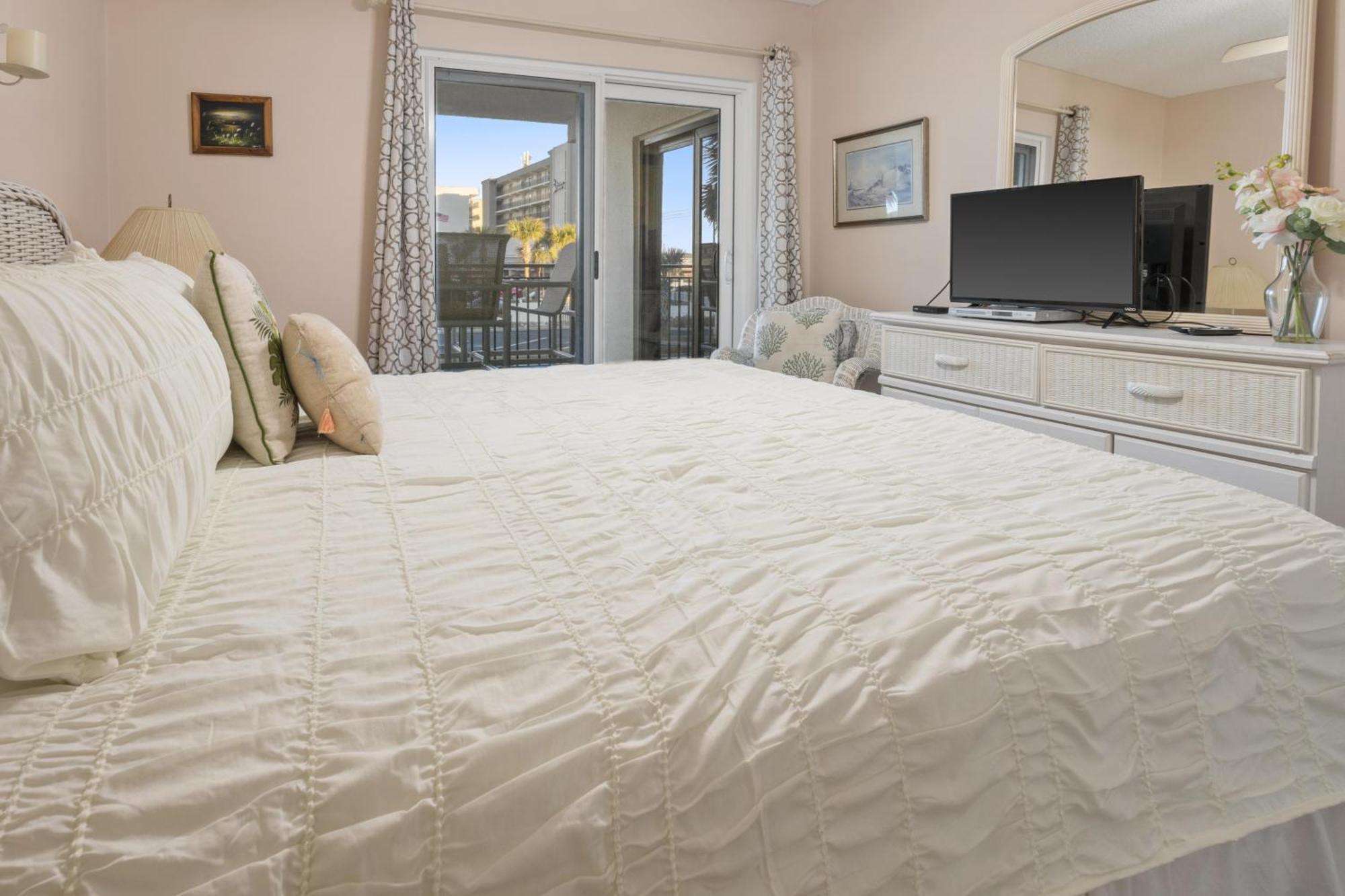 Holiday home Emerald Isle 205 By Alicia Hollis Open Until Mar 21st *