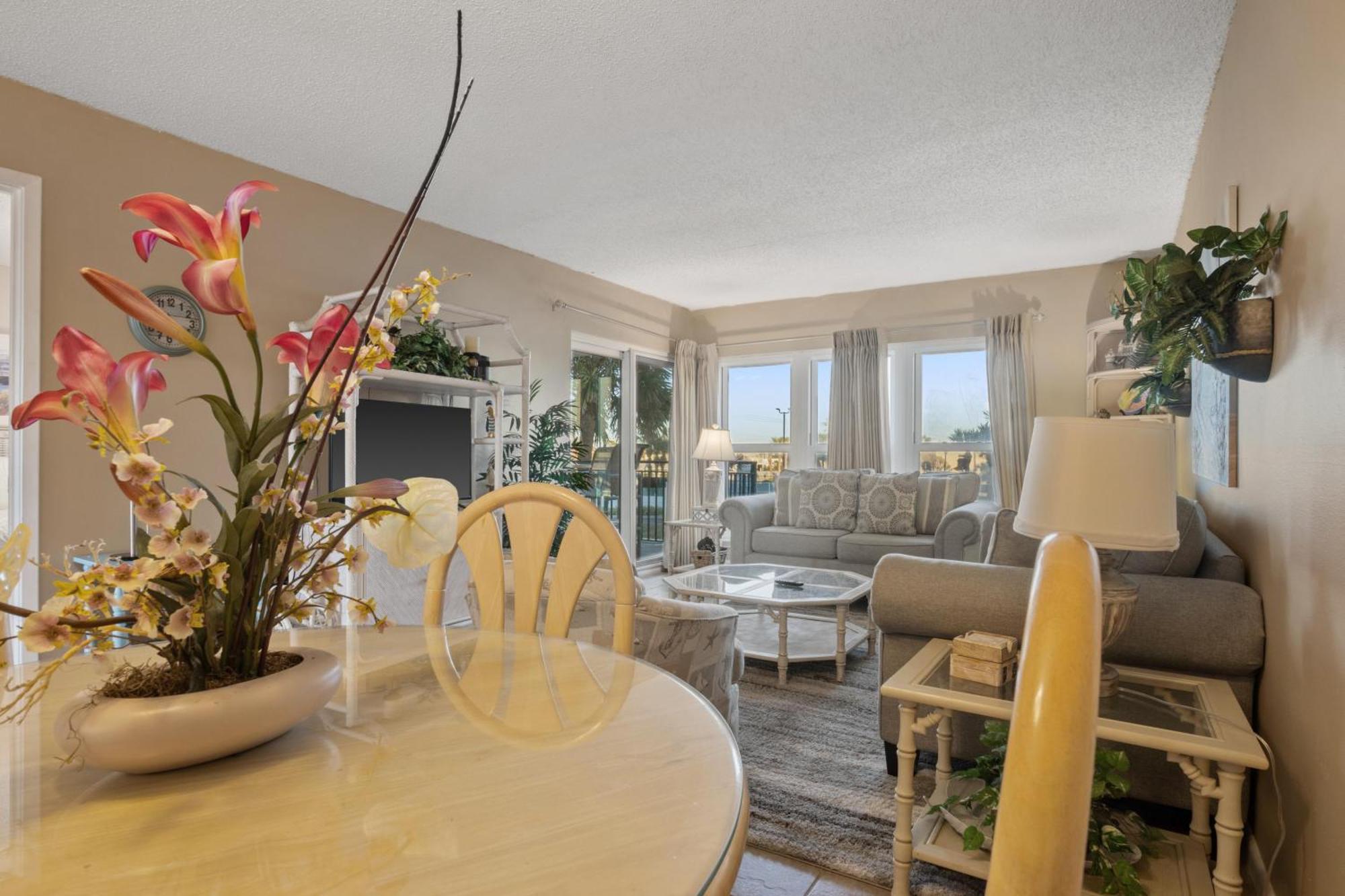 Holiday home Emerald Isle 205 By Alicia Hollis Open Until Mar 21st