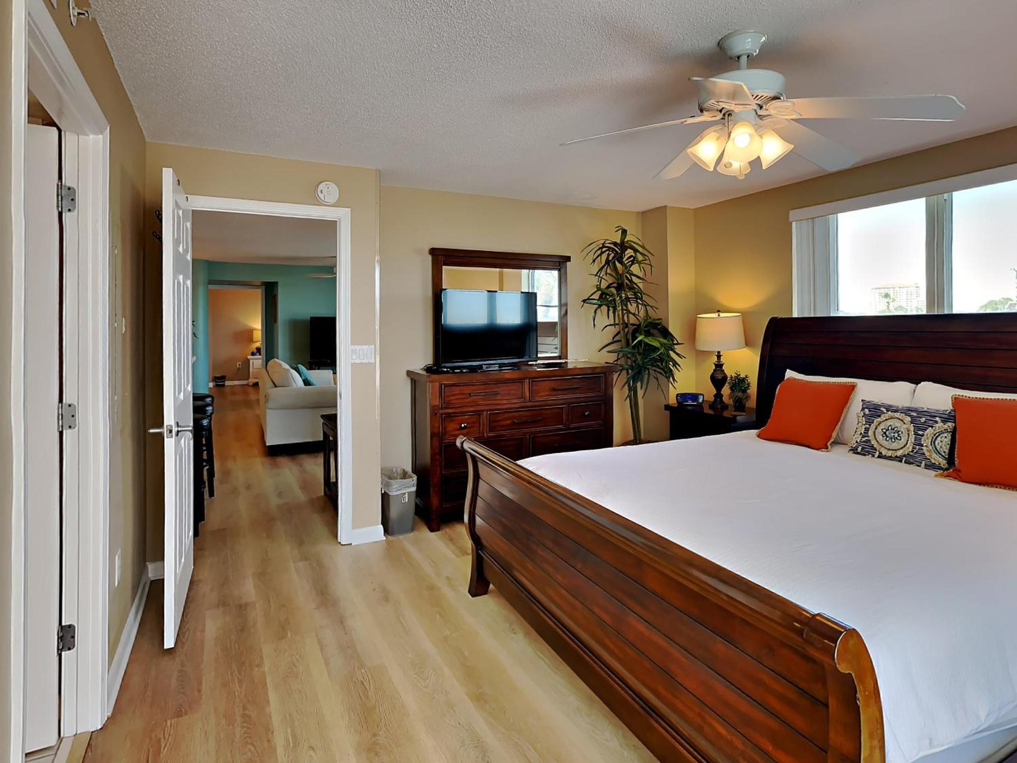 Dune Point 303 *