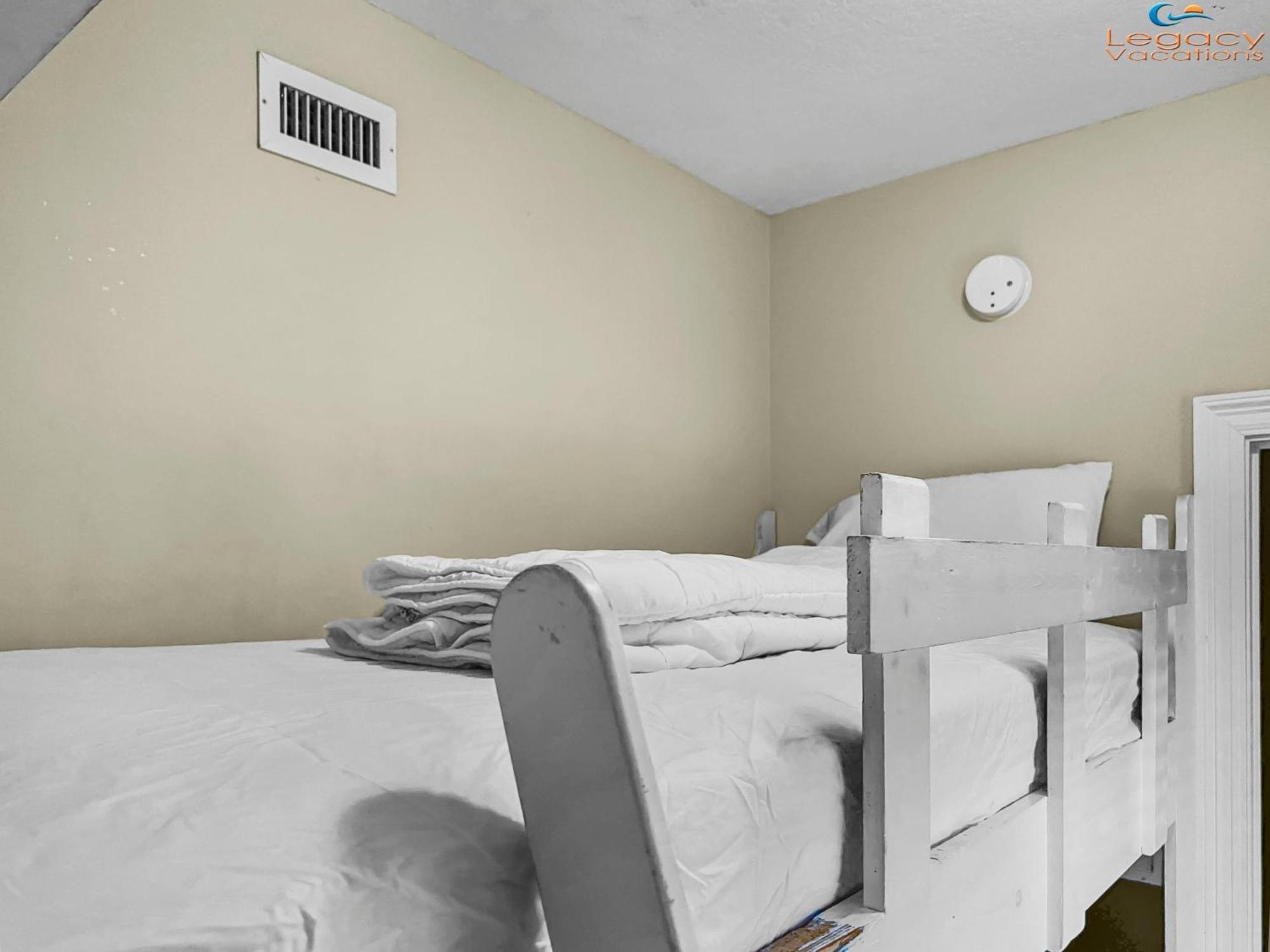 Smp 504 - 3 Bedroom Beachfront - Sleeps 10! * Fort Walton Beach