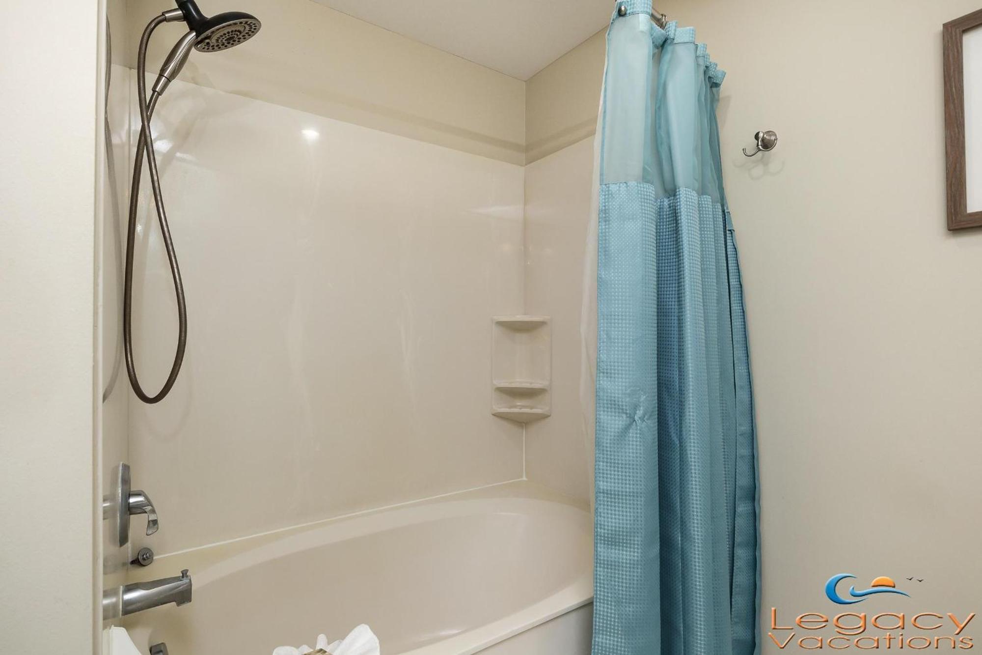 Holiday home Smp 504 - 3 Bedroom Beachfront - Sleeps 10!