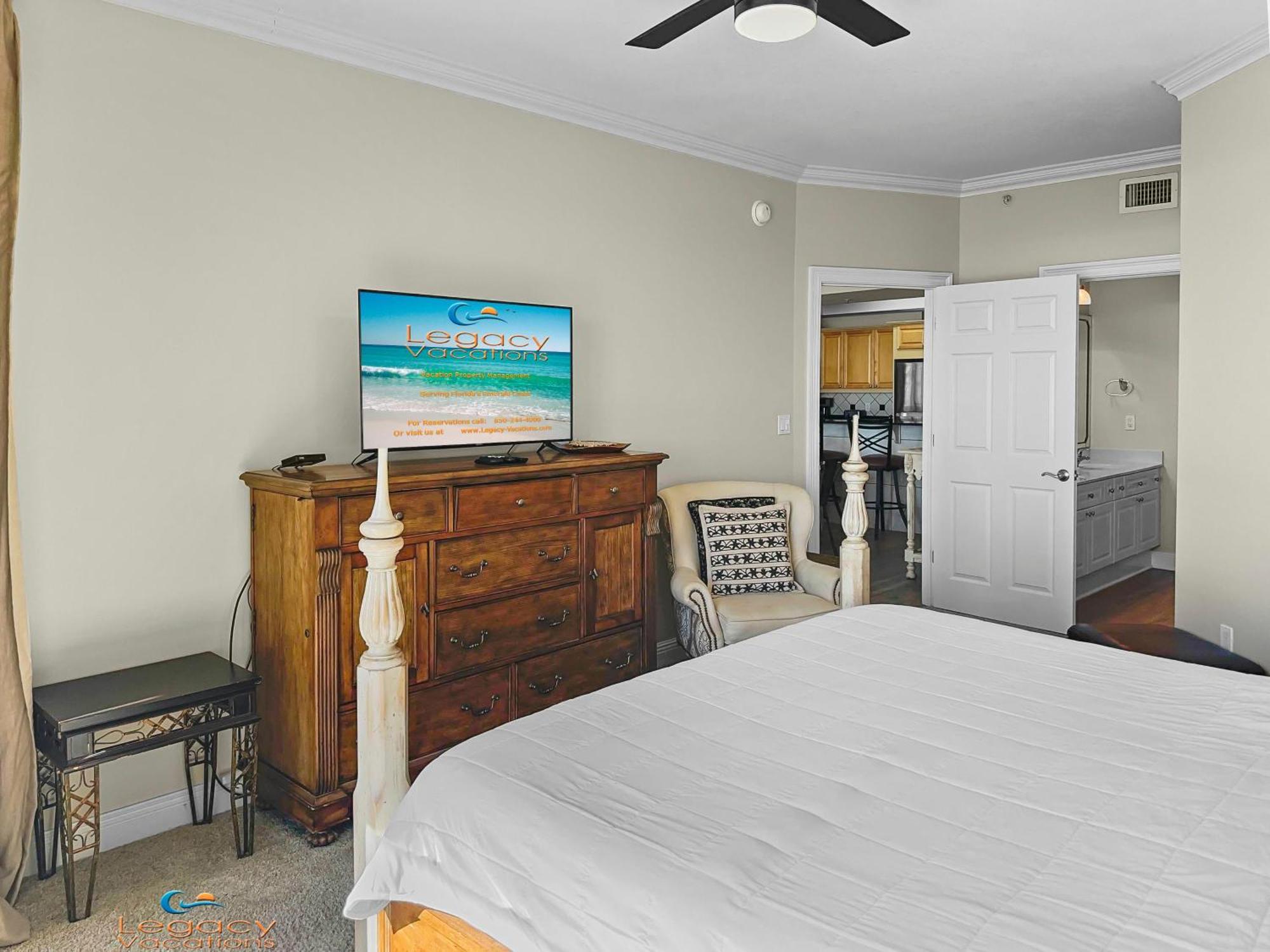Smp 209 - Large 4 Bedroom Beachfront Holiday home