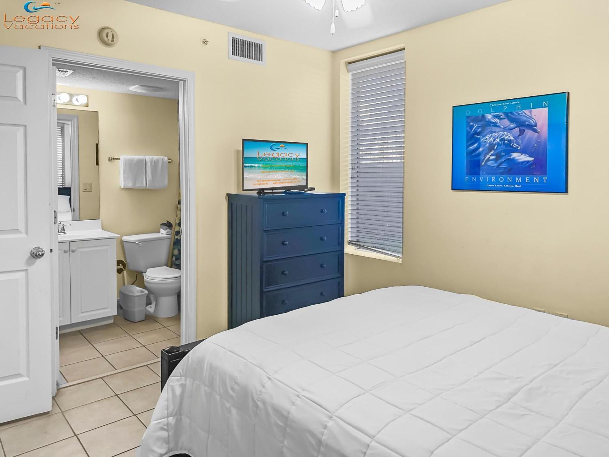 Ip116-3 Bed With Complimentary Service *