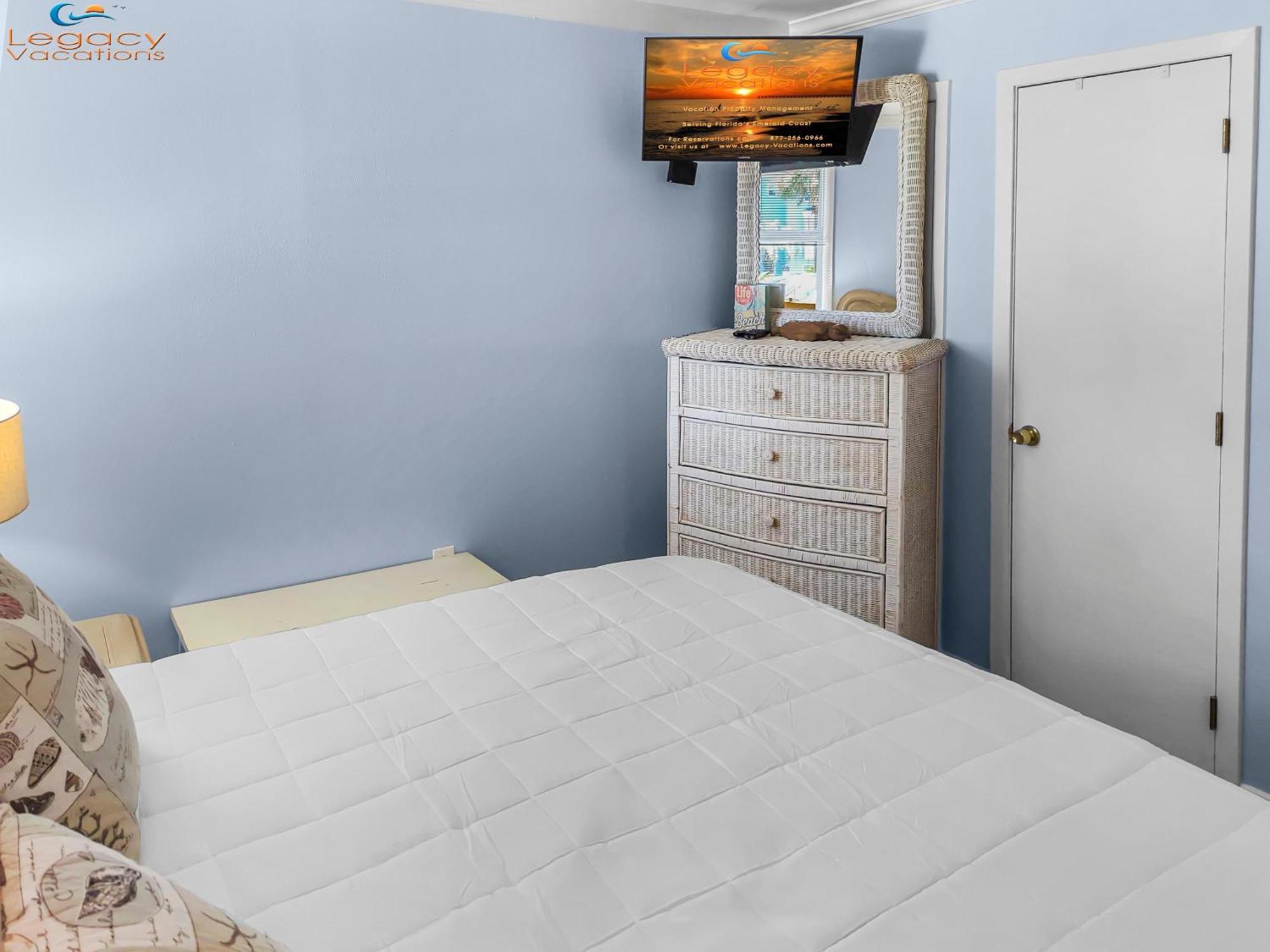 Is7-cozy 2 Bed Beachfront-walk Out To The Beach! Holiday home *