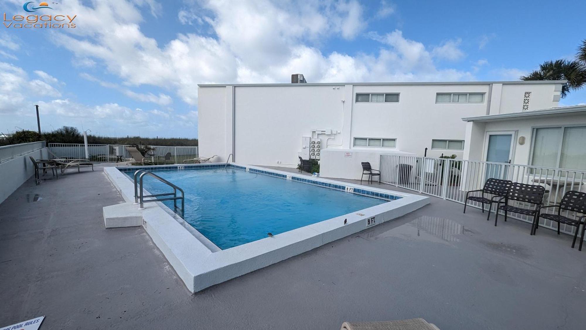 Holiday home Is7-cozy 2 Bed Beachfront-walk Out To The Beach!