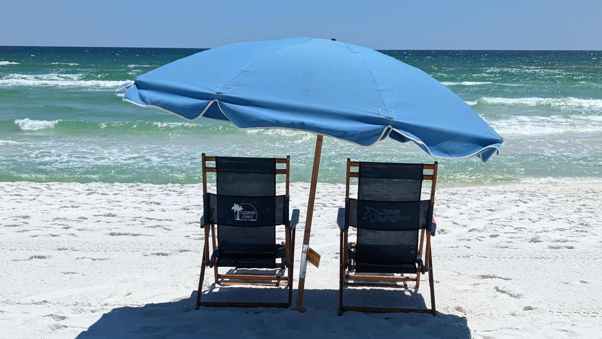 Is7-cozy 2 Bed Beachfront-walk Out To The Beach! Holiday home