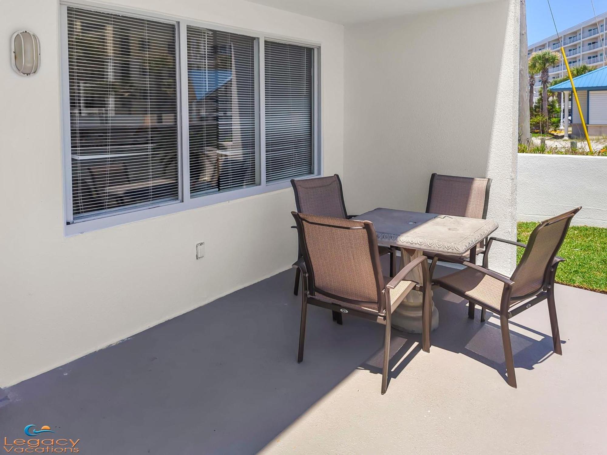 Is7-cozy 2 Bed Beachfront-walk Out To The Beach! Holiday home Fort Walton Beach