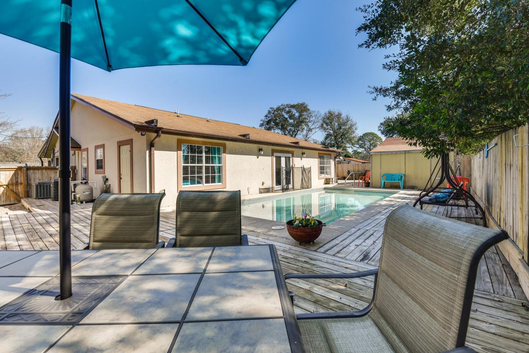 Pet-friendly Walton 4 Mi To Ocean Holiday home Fort Walton Beach