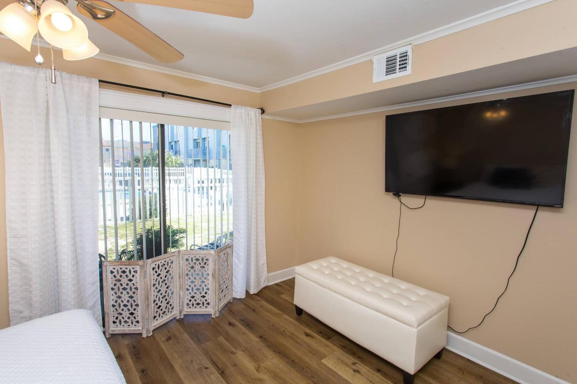 Commodore's Landing 104 * Fort Walton Beach