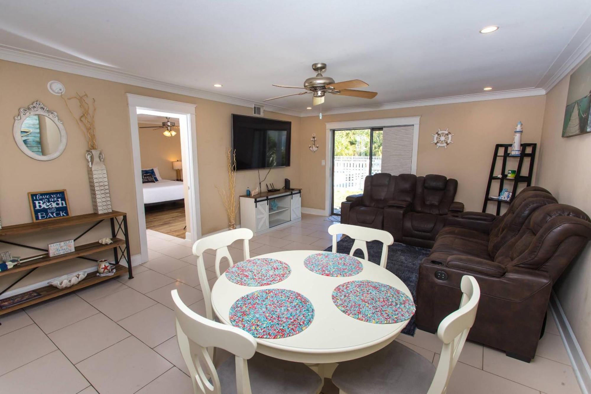 Commodore's Landing 104 Holiday home *