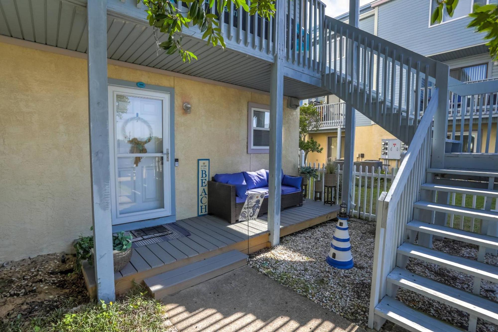 Commodore's Landing 104 Holiday home