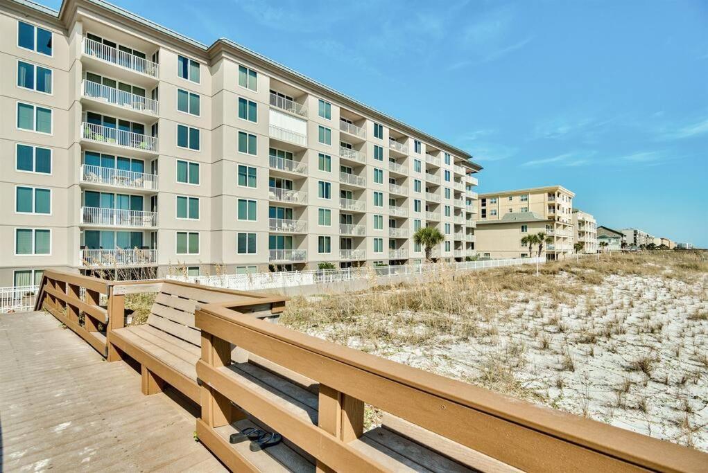 Apartment Island Princess 713 Flip Flop Stop *