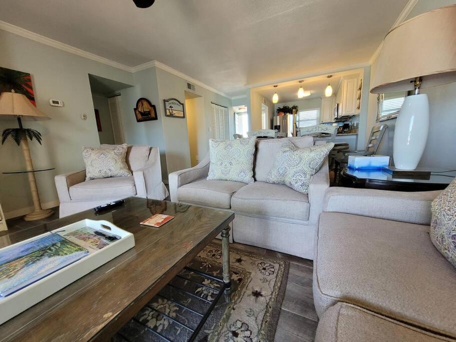 Apartment On Okaloosa Island Emerald Isle 6th Floor 2 Bedrooms And Bed Fort Walton Beach
