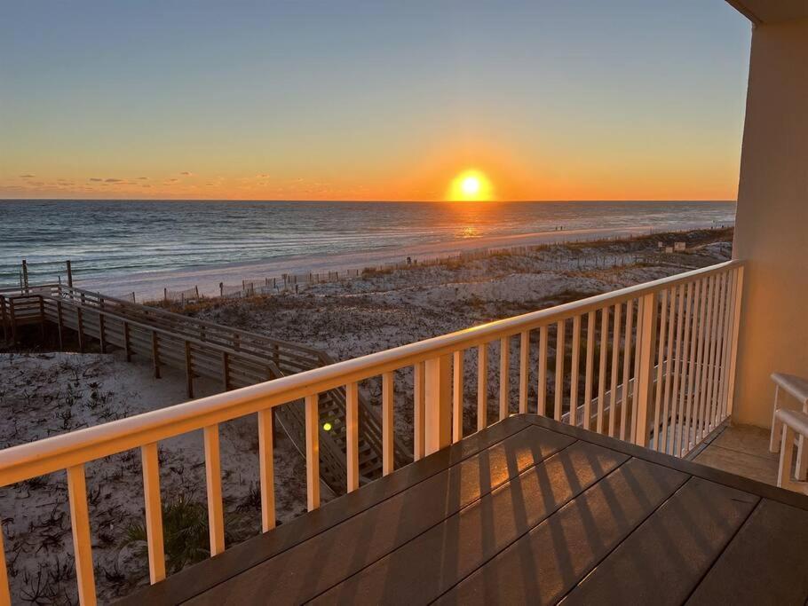 Gulf Dunes 314 Sunny & Chair Fort Walton Beach