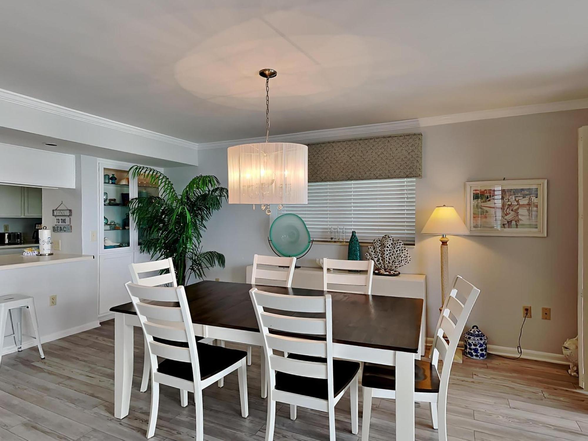 Surf Dweller 501 Apartment