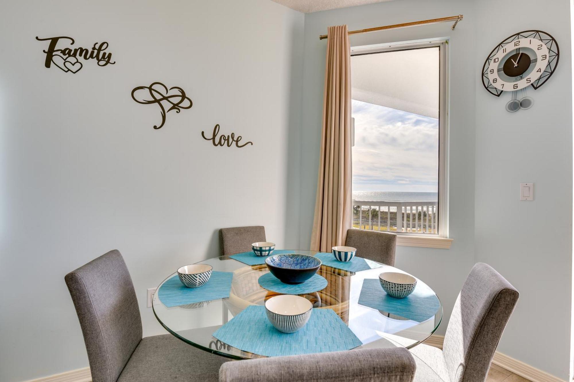 Sunny Walton - Walk To Ocean! Apartment *