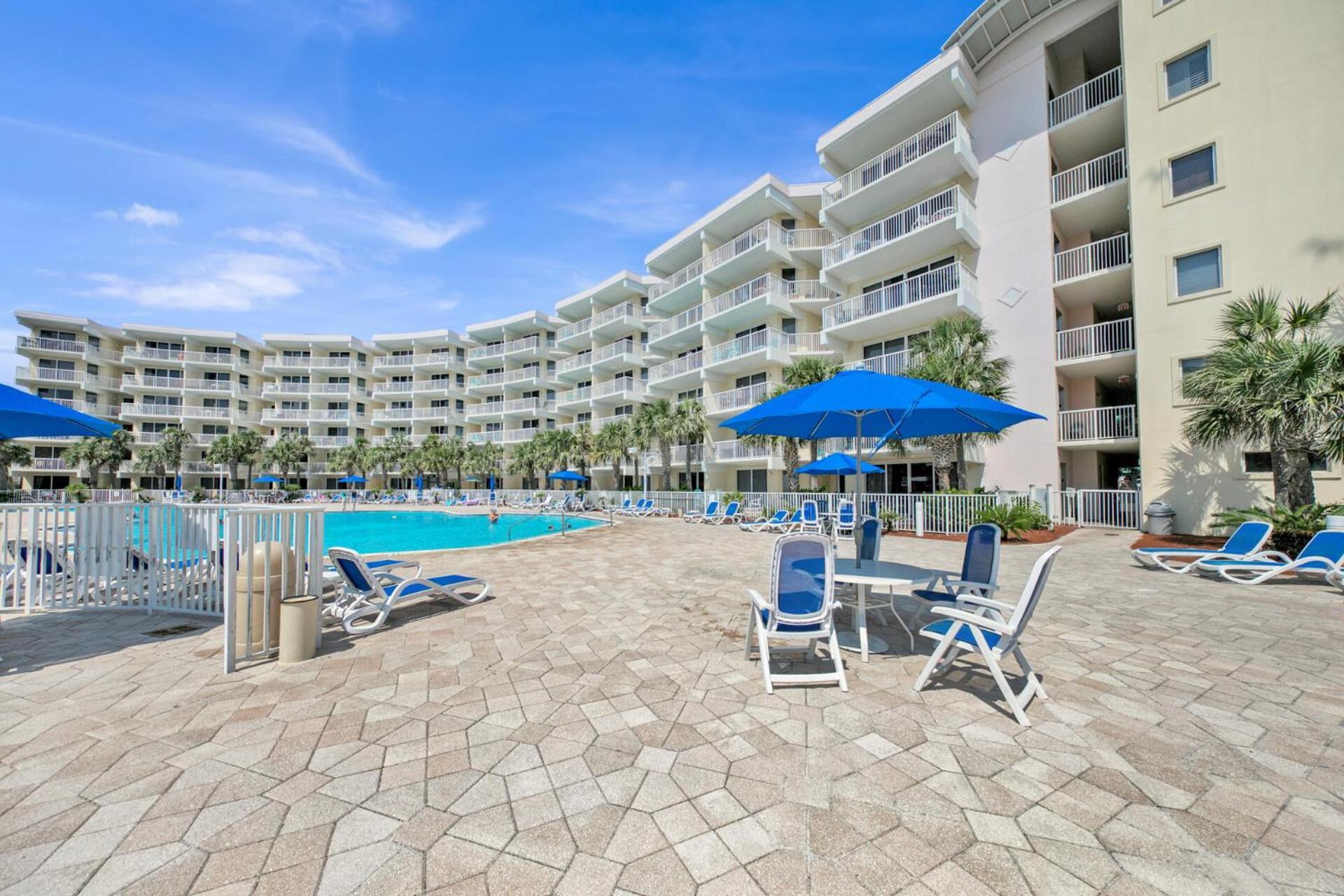 Destin West Gulfside Two Bedroom With Bunks!!! Lazy River!! Holiday home