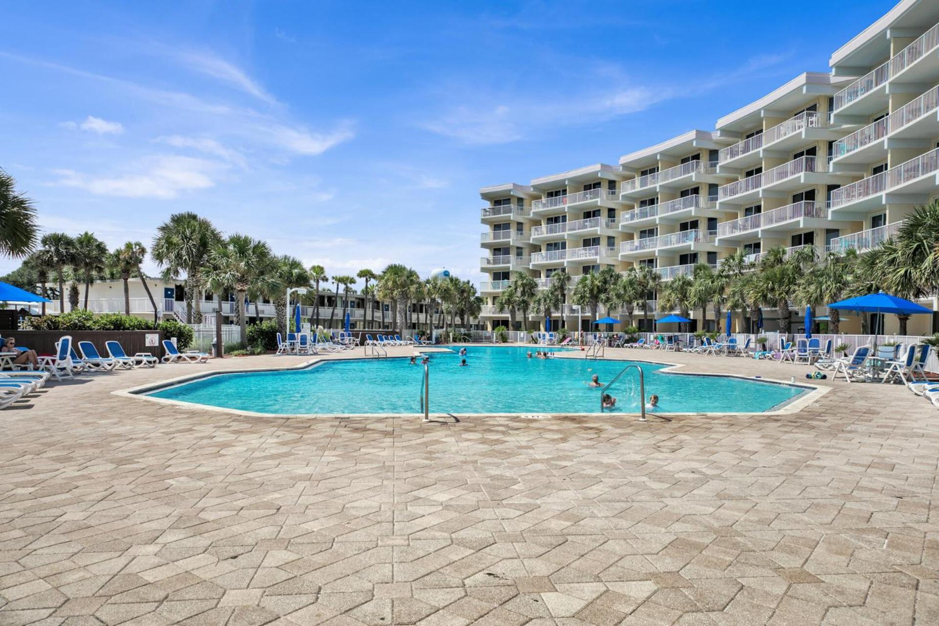 Destin West Gulfside Two Bedroom With Bunks!!! Lazy River!! Fort Walton Beach