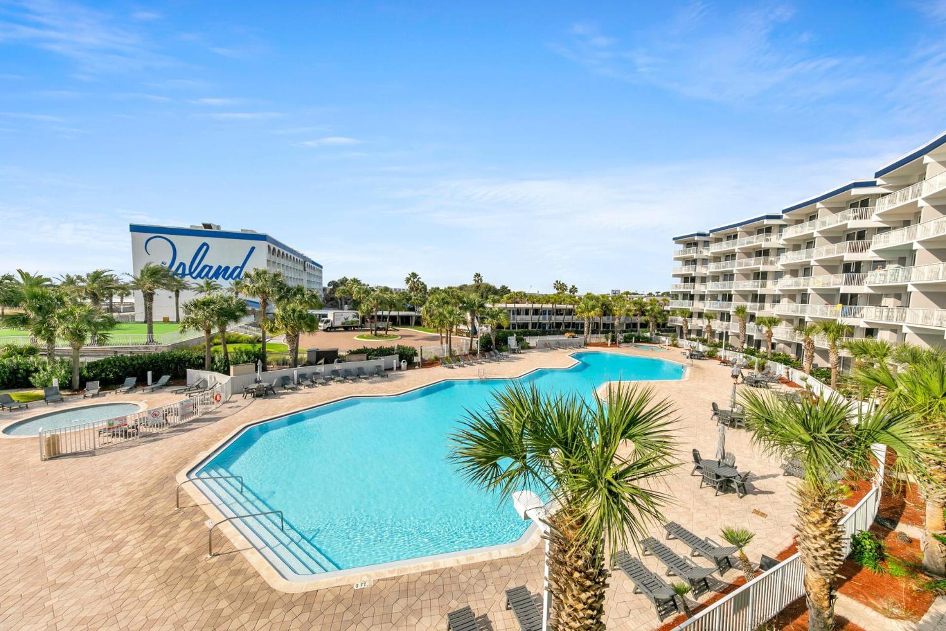 Destin West Gulfside Two Bedroom With Bunks!!! Lazy River!! * Fort Walton Beach