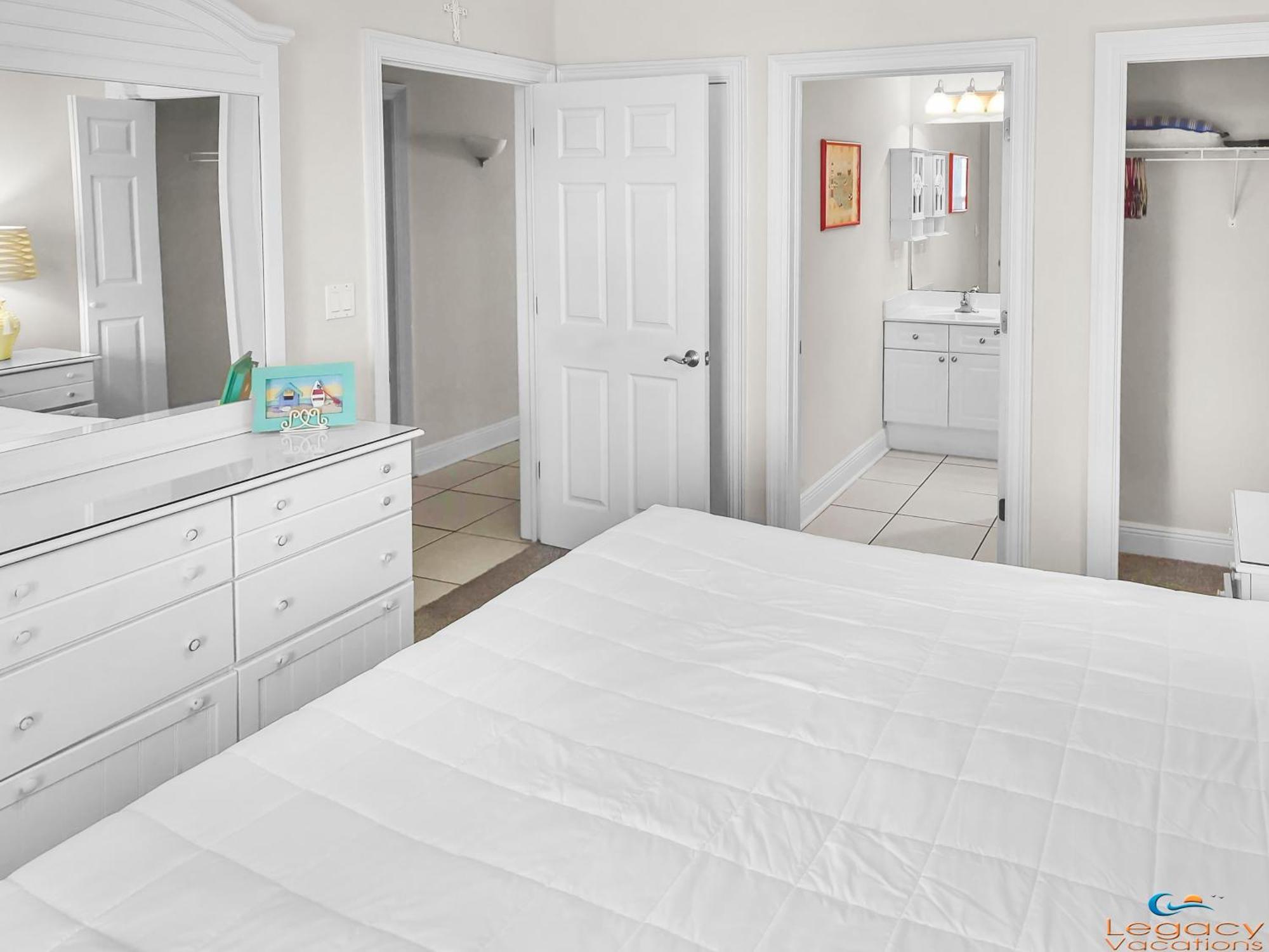 Smp 402 - Large 3 Bedroom Beachfront - Sleeps 10! Apartment