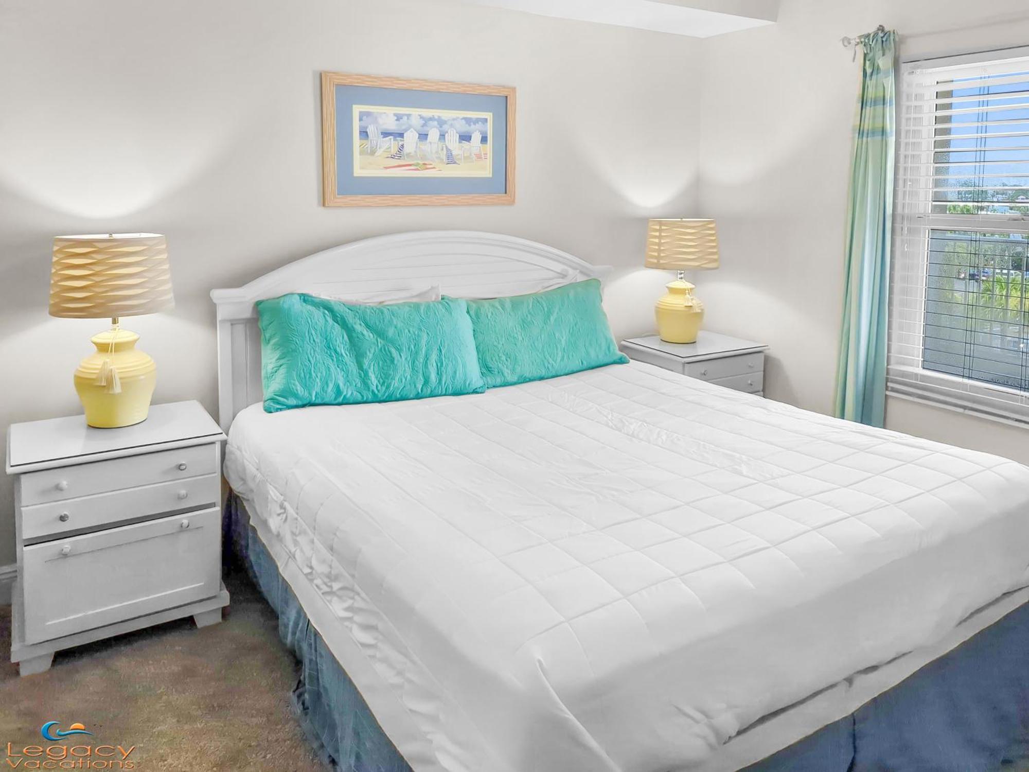 Smp 402 - Large 3 Bedroom Beachfront - Sleeps 10! Fort Walton Beach