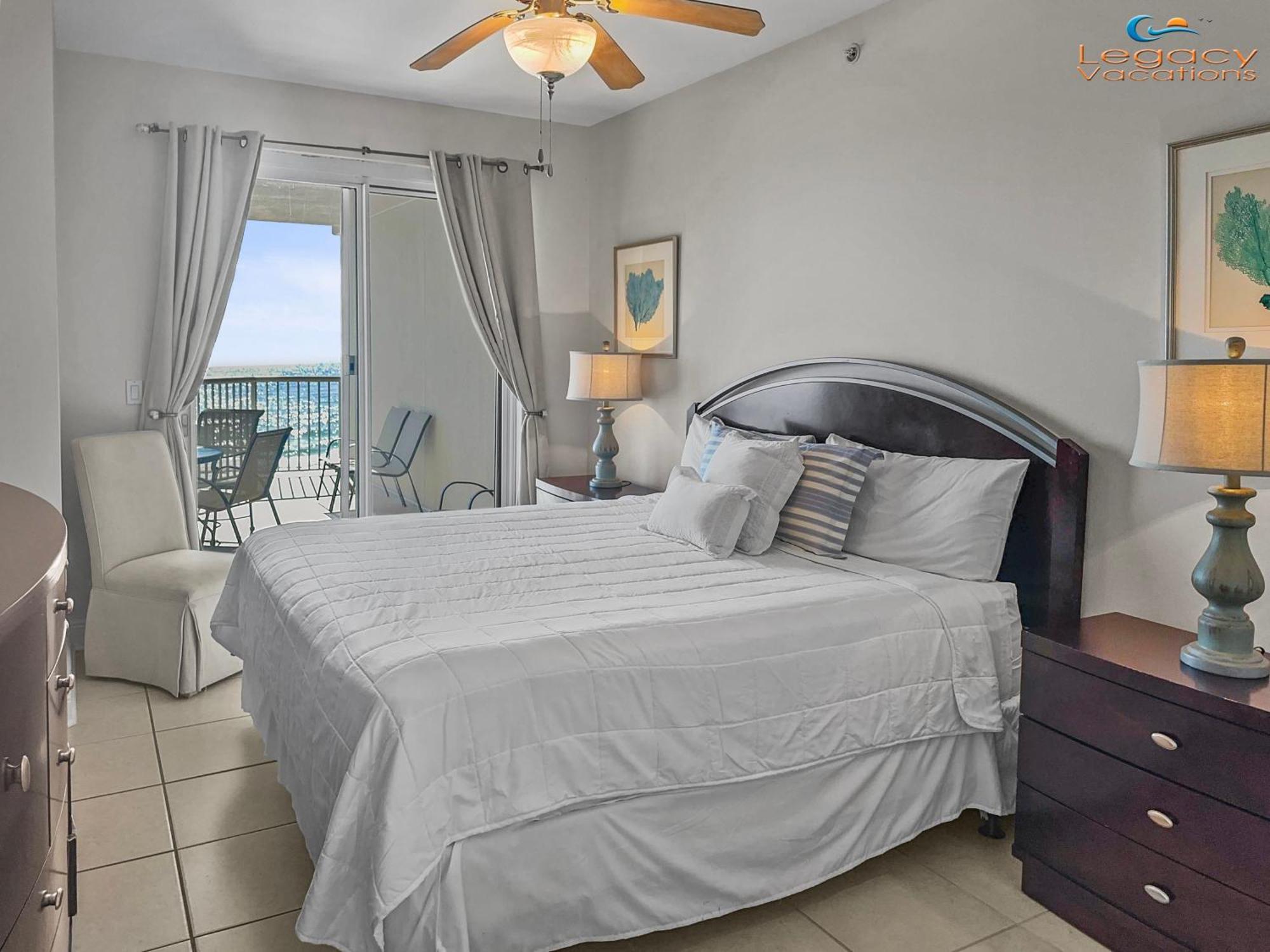 Smp 501 - 3bd Bchfront - 2 Sets Of Service! Apartment