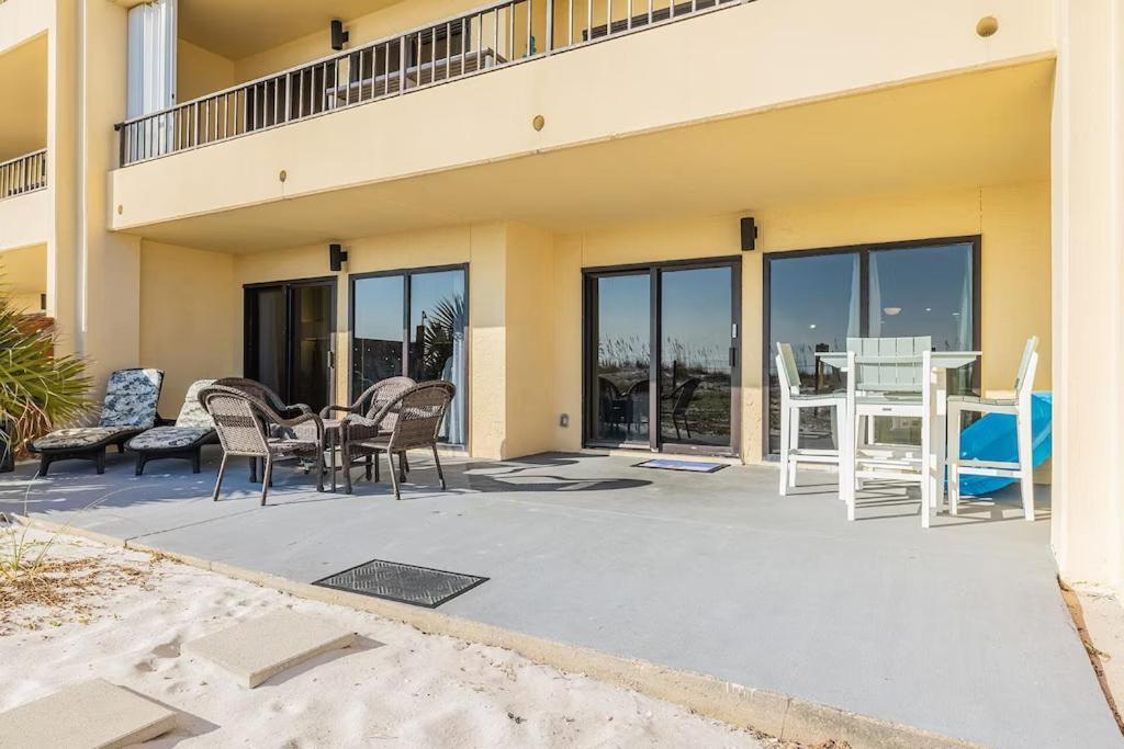 Family Tides-the Ultimate Family Beachfront Condo! Apartment