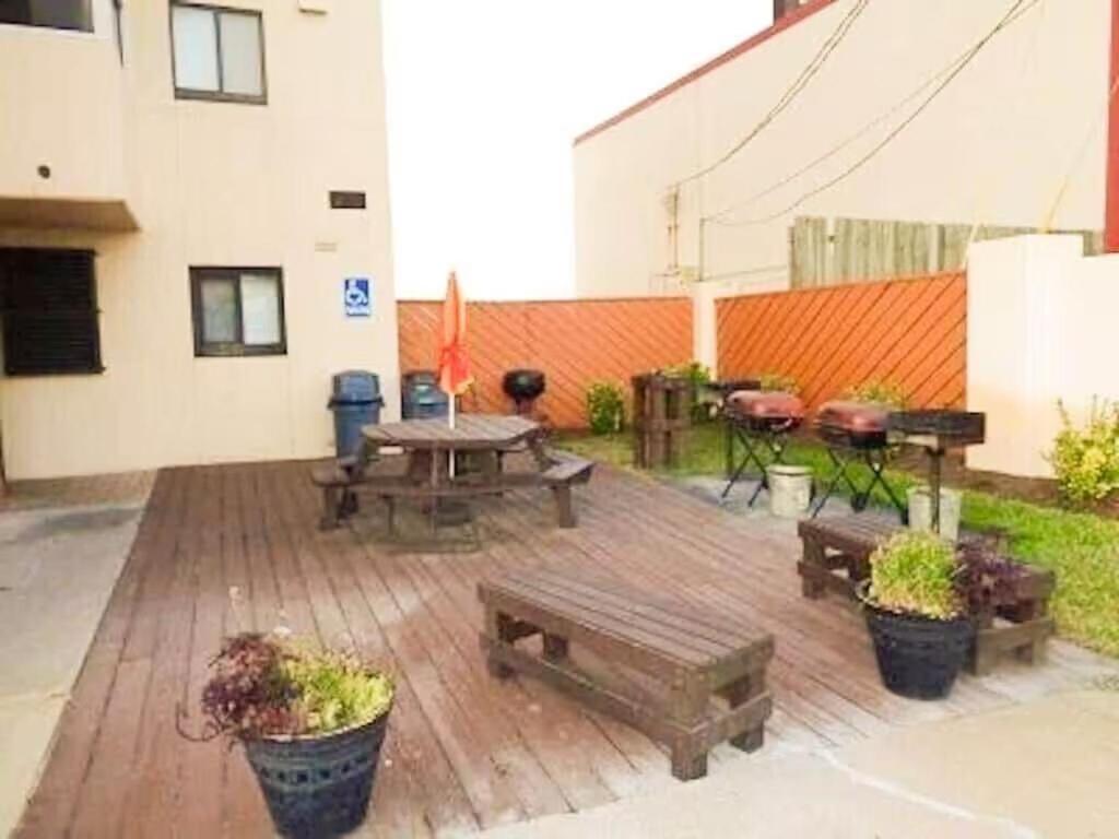 Family Tides-the Ultimate Family Beachfront Condo! Apartment
