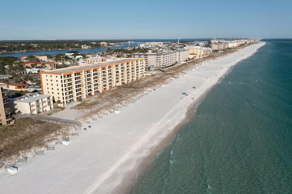 Family Tides-the Ultimate Family Beachfront Condo! Apartment