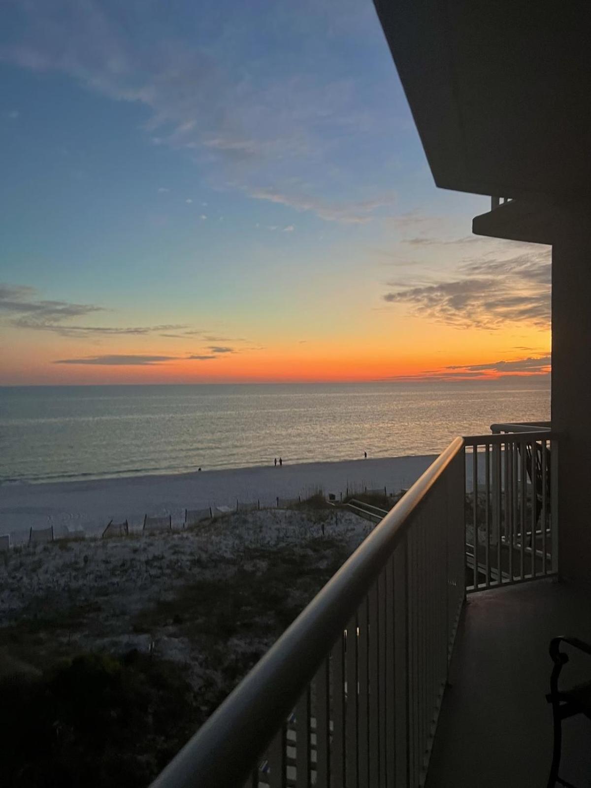 Apartment Smp 501 - 3bd Bchfront - 2 Sets Of Service!