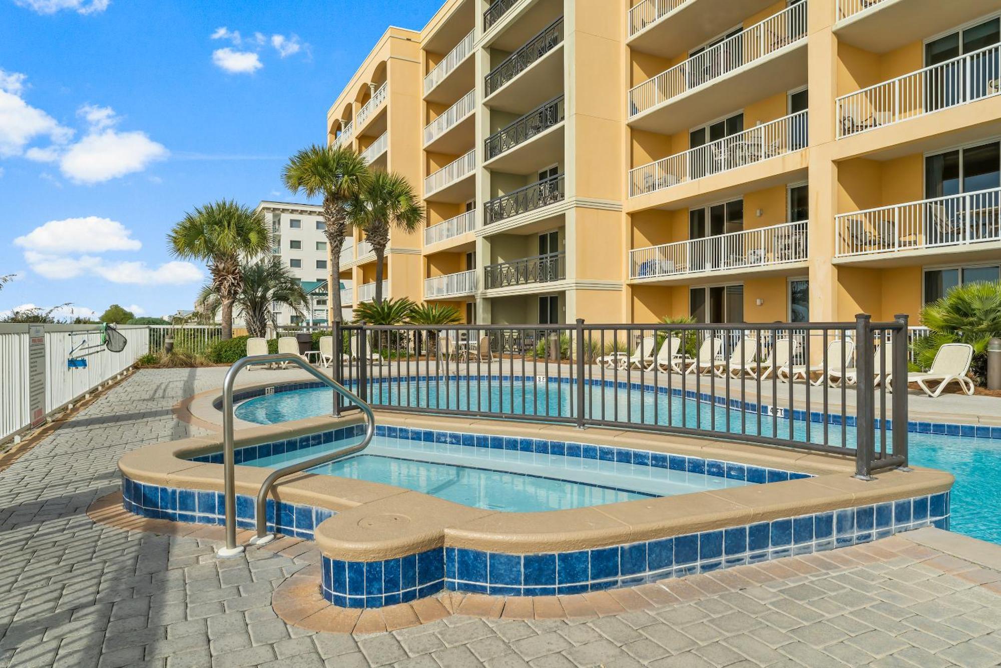 Azure By Panhandle Getaways Apartment *