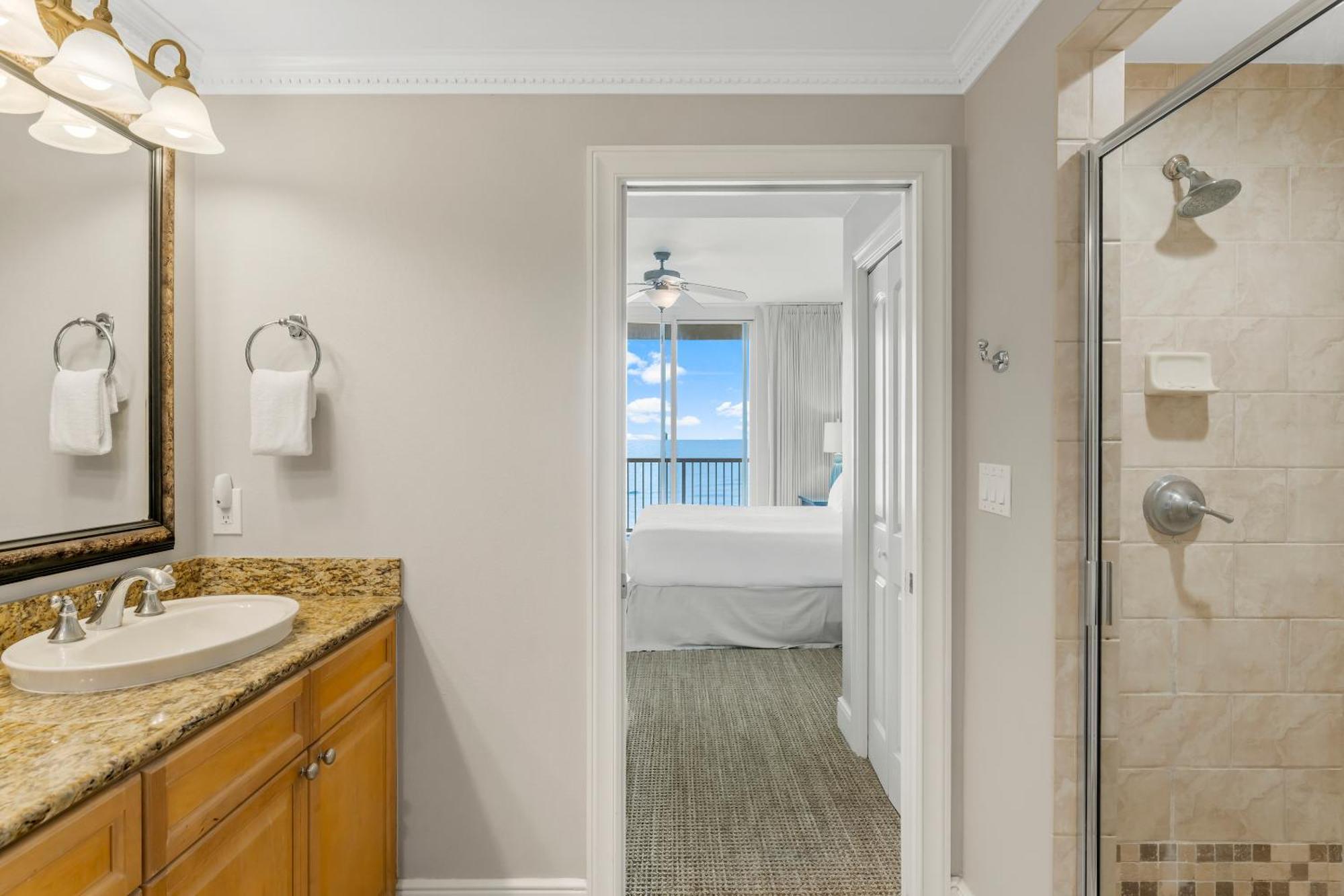 Azure By Panhandle Getaways Apartment *