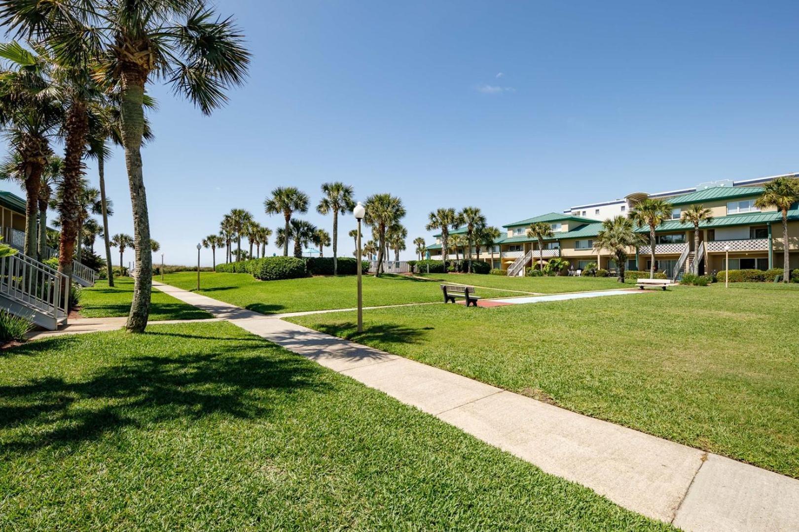 Holiday home Seaspray 111b