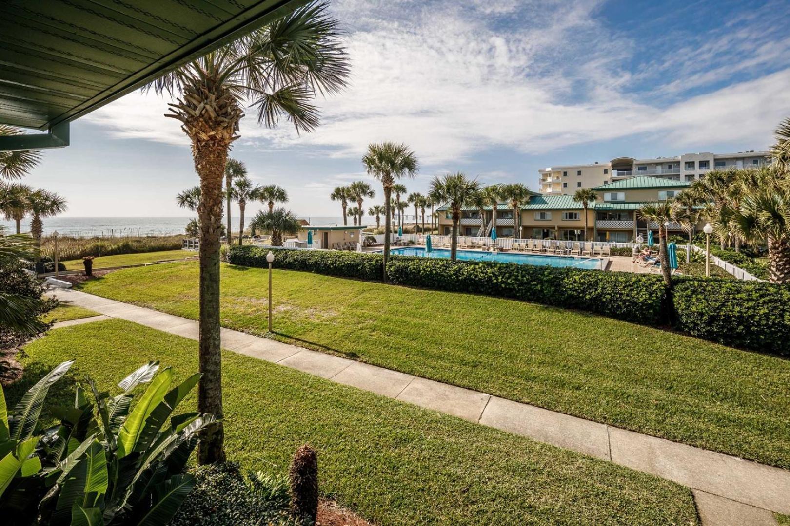 Holiday home Seaspray 114d