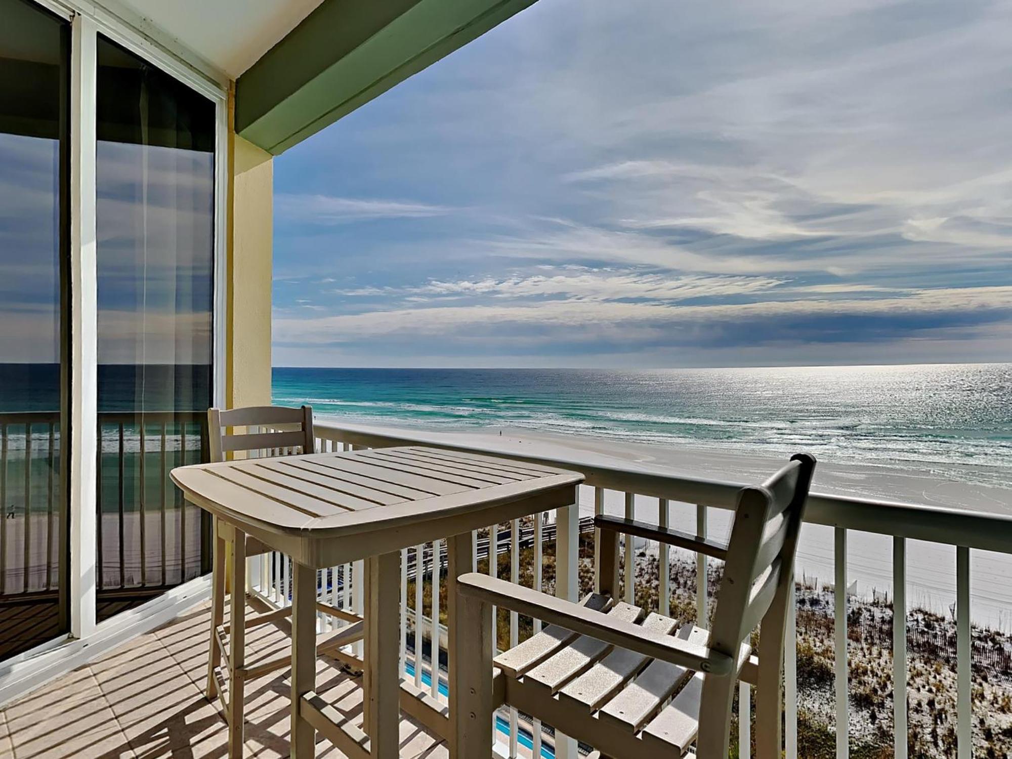 Apartment Waters Edge 610