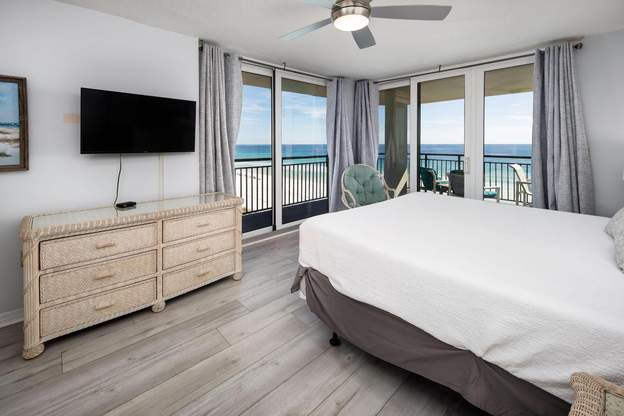 Nautilus 1606 Gulf Front 2 Bedroom 6th Floor Huge Wraparound Balcony