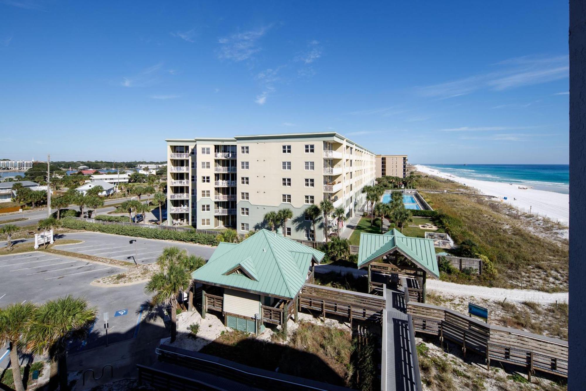 Holiday home Nautilus 1606 Gulf Front 2 Bedroom 6th Floor Huge Wraparound Balcony Fort Walton Beach