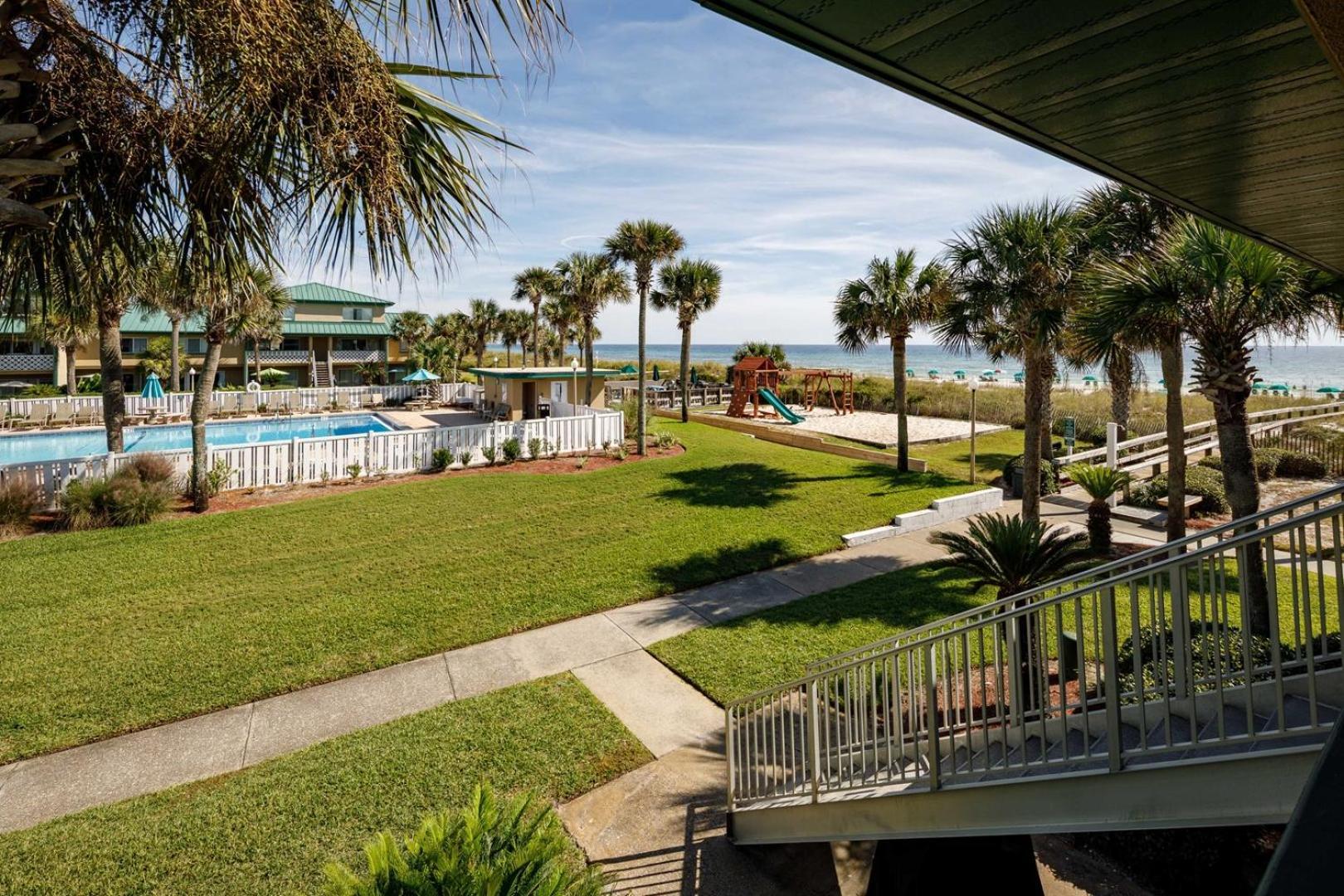 Holiday home Seaspray 216d