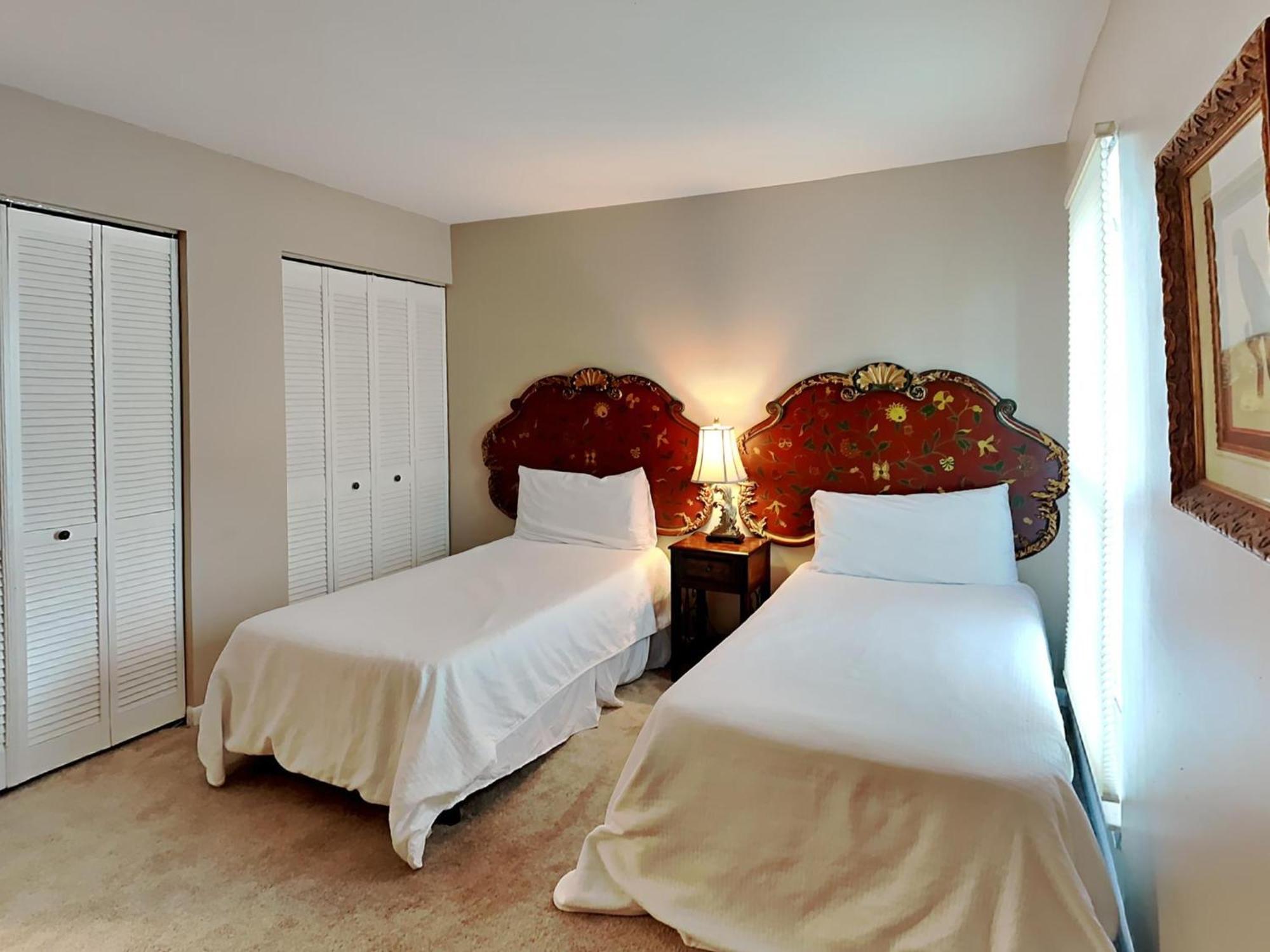 Emerald Isle Walton 209 Apartment