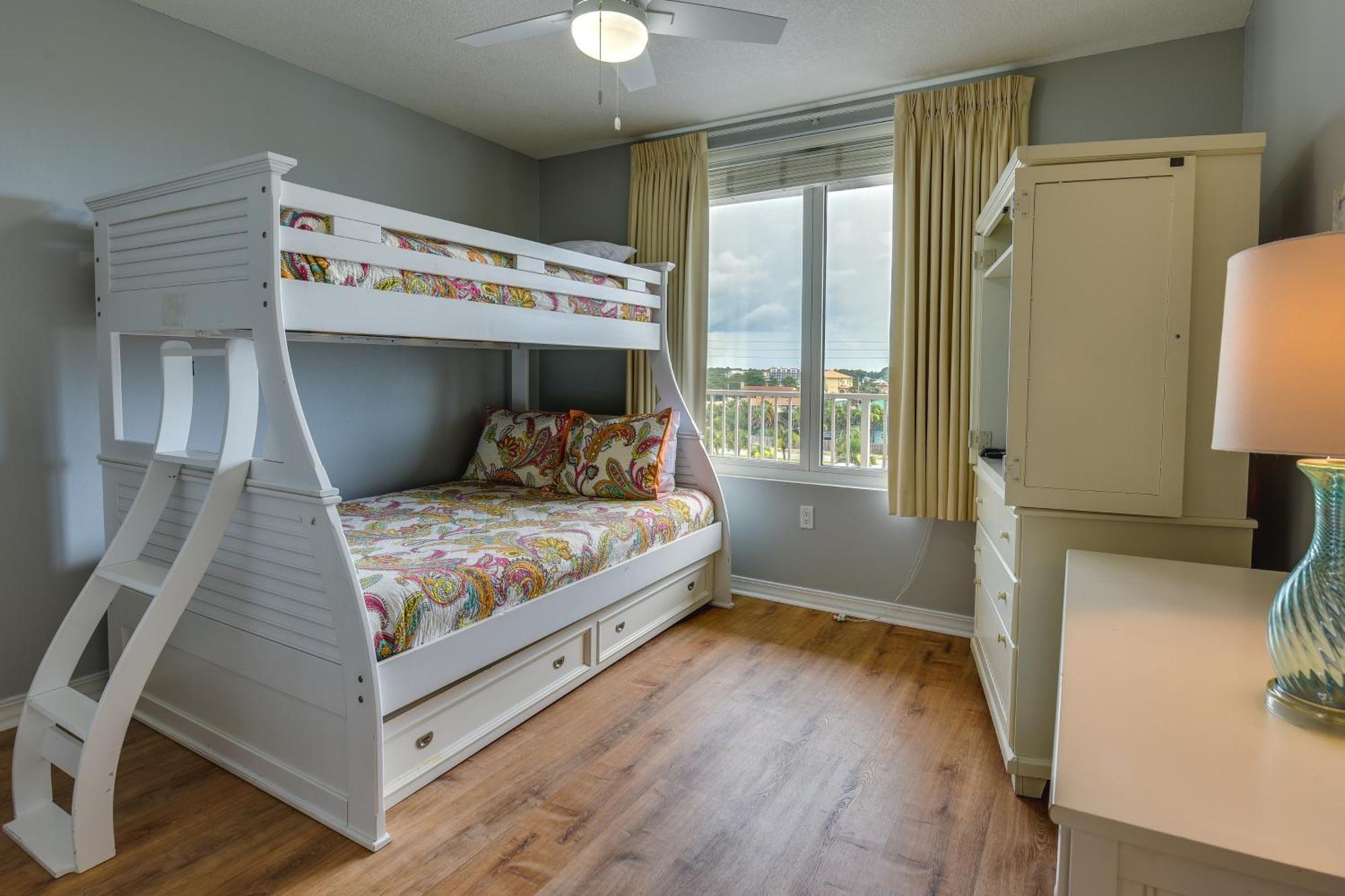 Walton With Pool And Hot Tub Access Apartment *