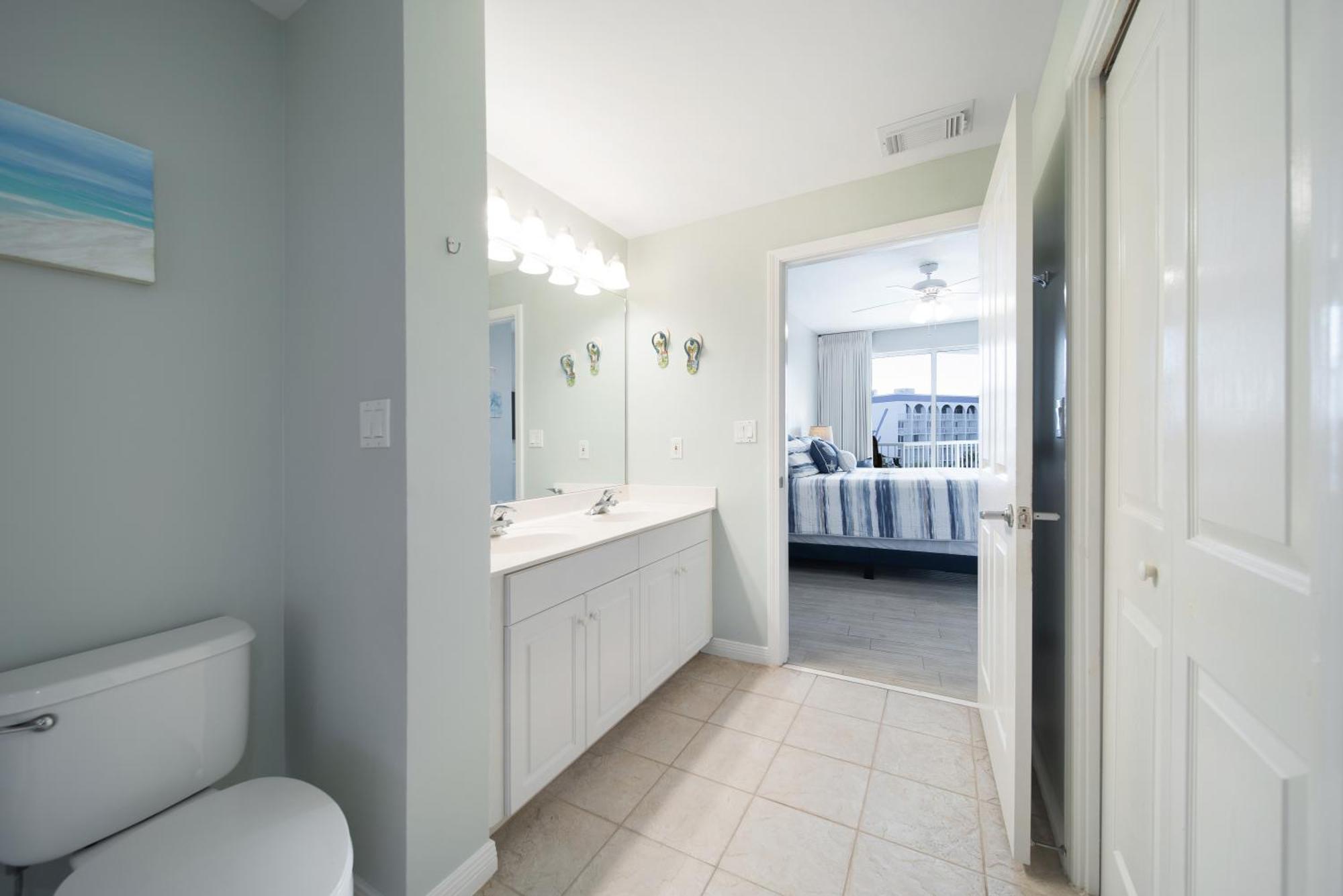 Destin West Gulfside 410 - Amazing View - Free Service! Fort Walton Beach