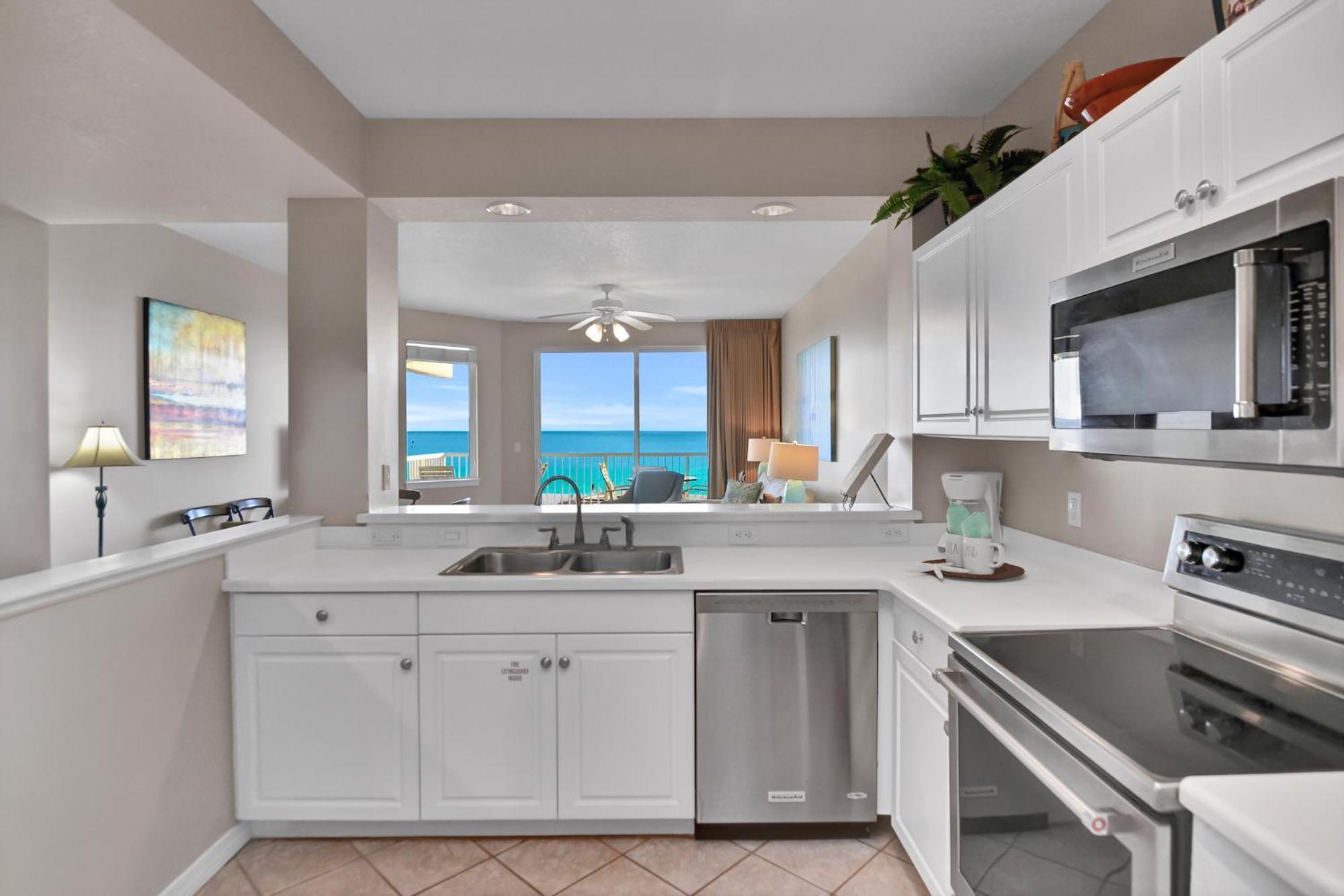 Destin West Gulfside 301 - True Beachfront Luxury - Beautiful Views! Holiday home Fort Walton Beach