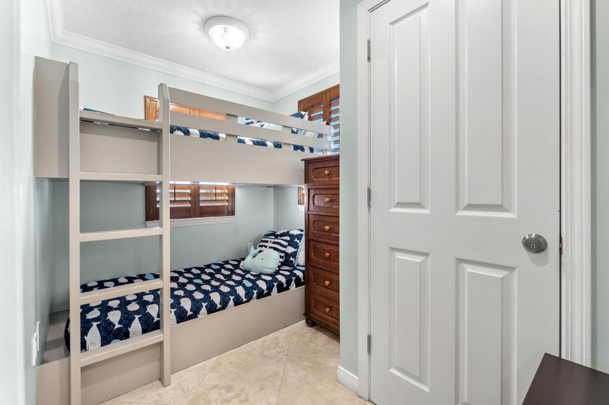 Gulfside 402 - True Luxury Beachfront At Destin West - View In The Resort! Holiday home *