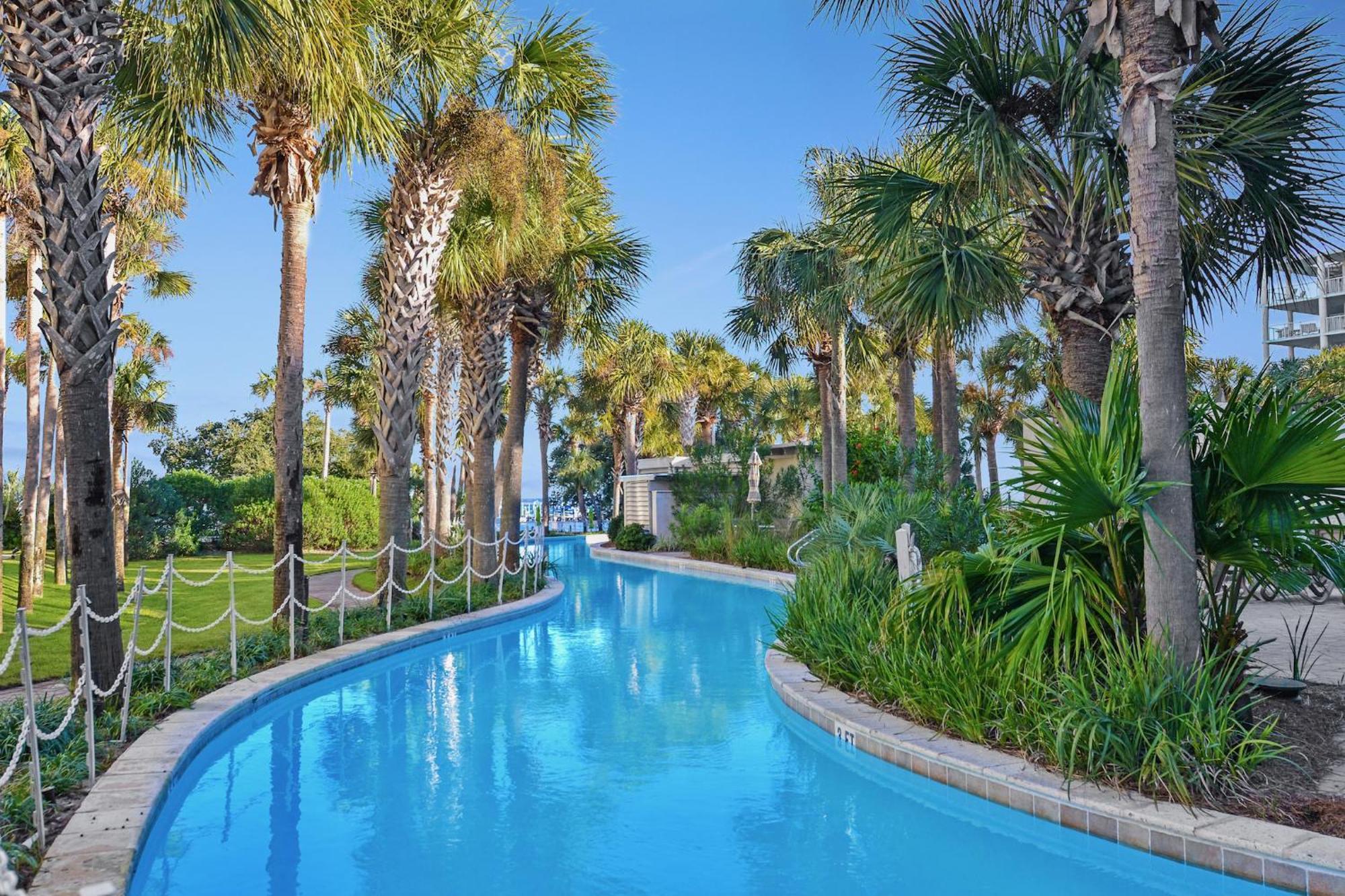 Destin West Gulfside 301 - True Beachfront Luxury - Beautiful Views! Holiday home *